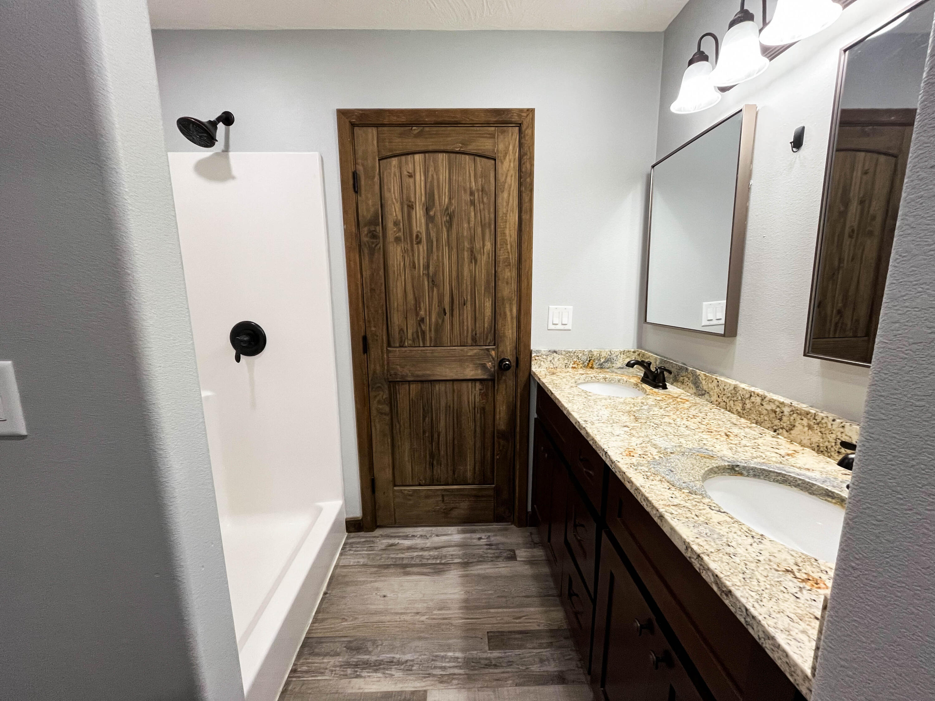 207 Juniper Avenue Property Photo 28