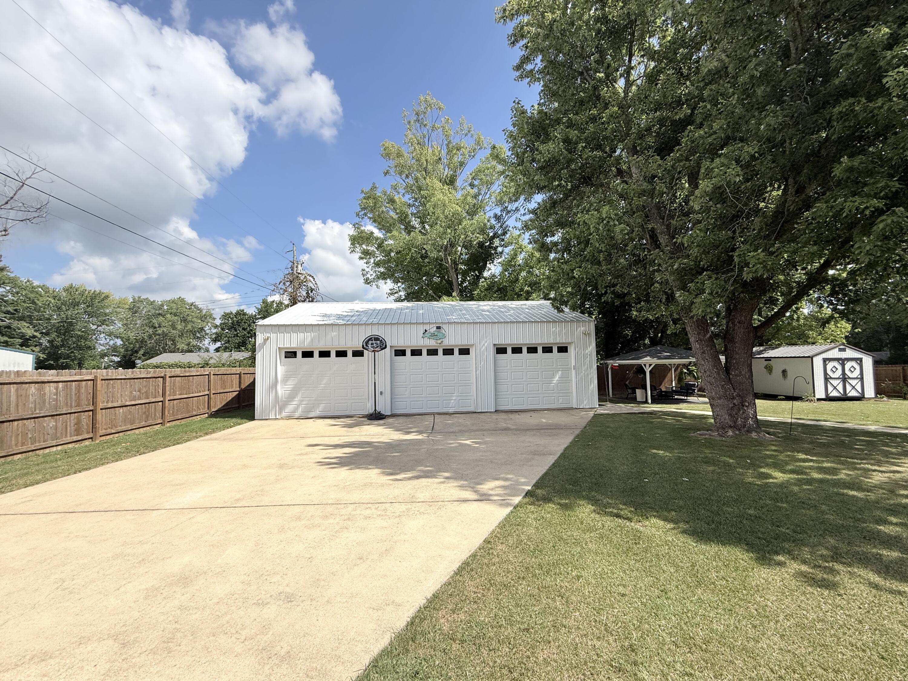 117 Brian Street Property Photo 27