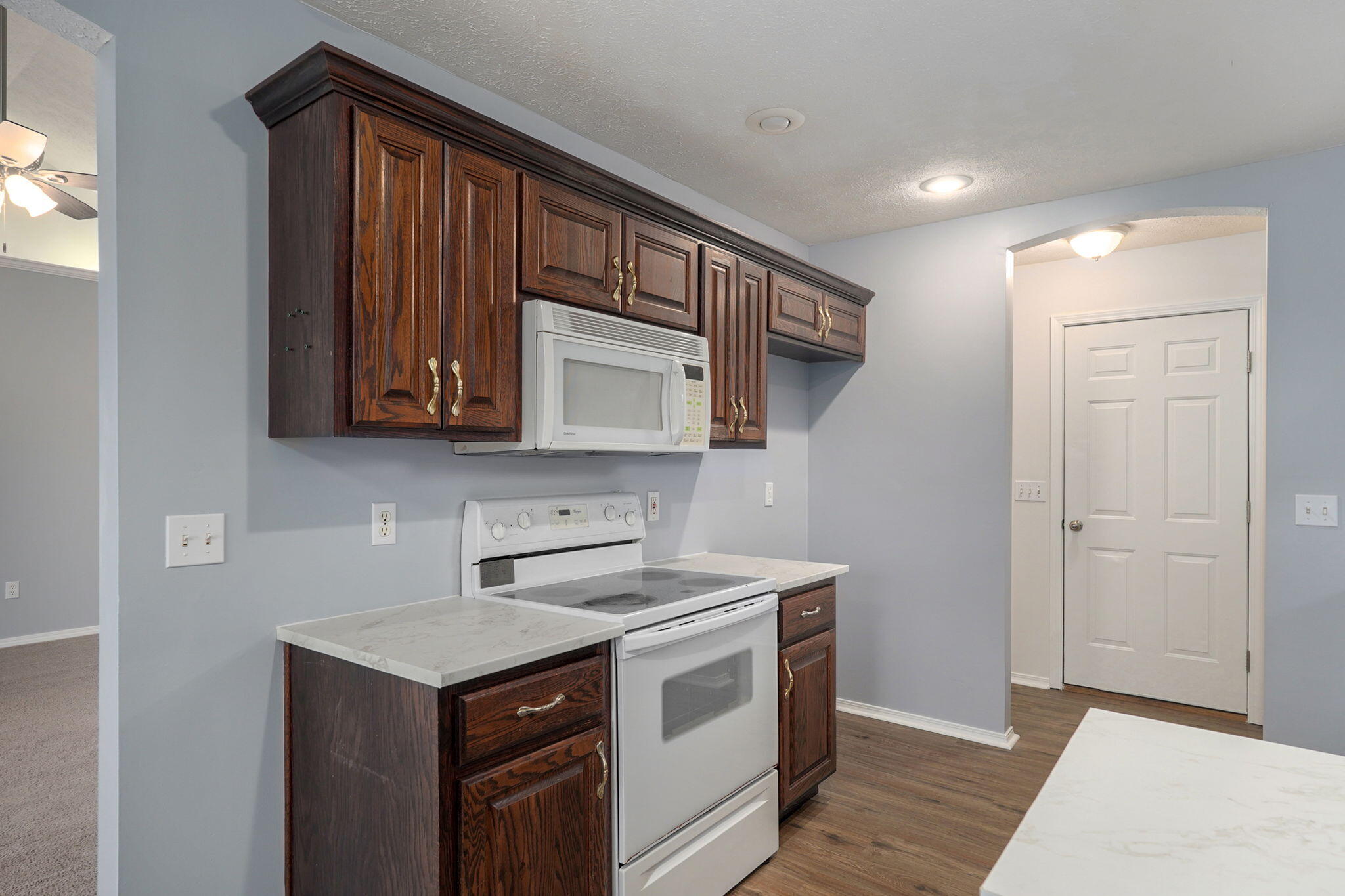 409 West Black Oak Road Property Photo 6