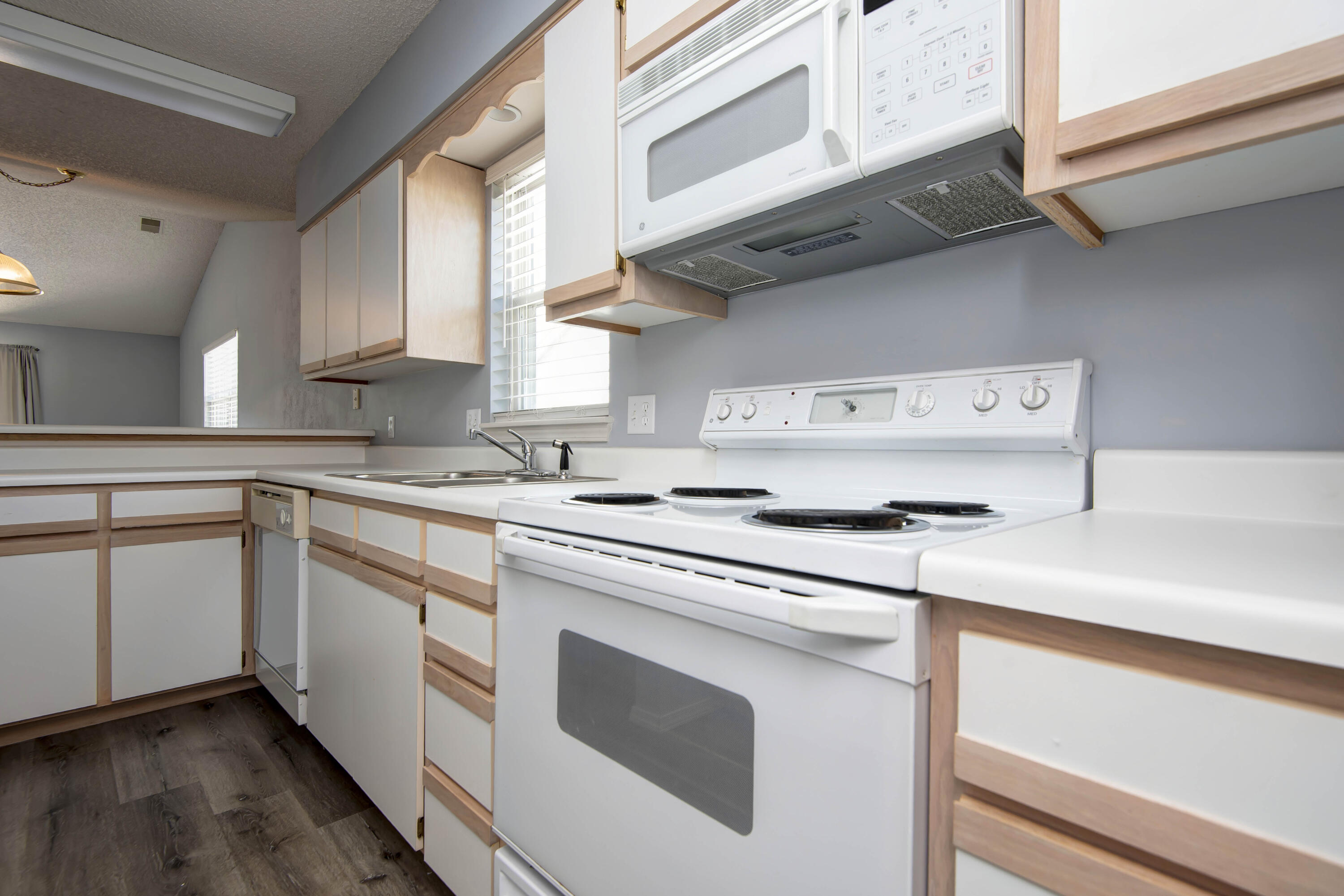 2529 State Highway 176 B12 Property Photo 15