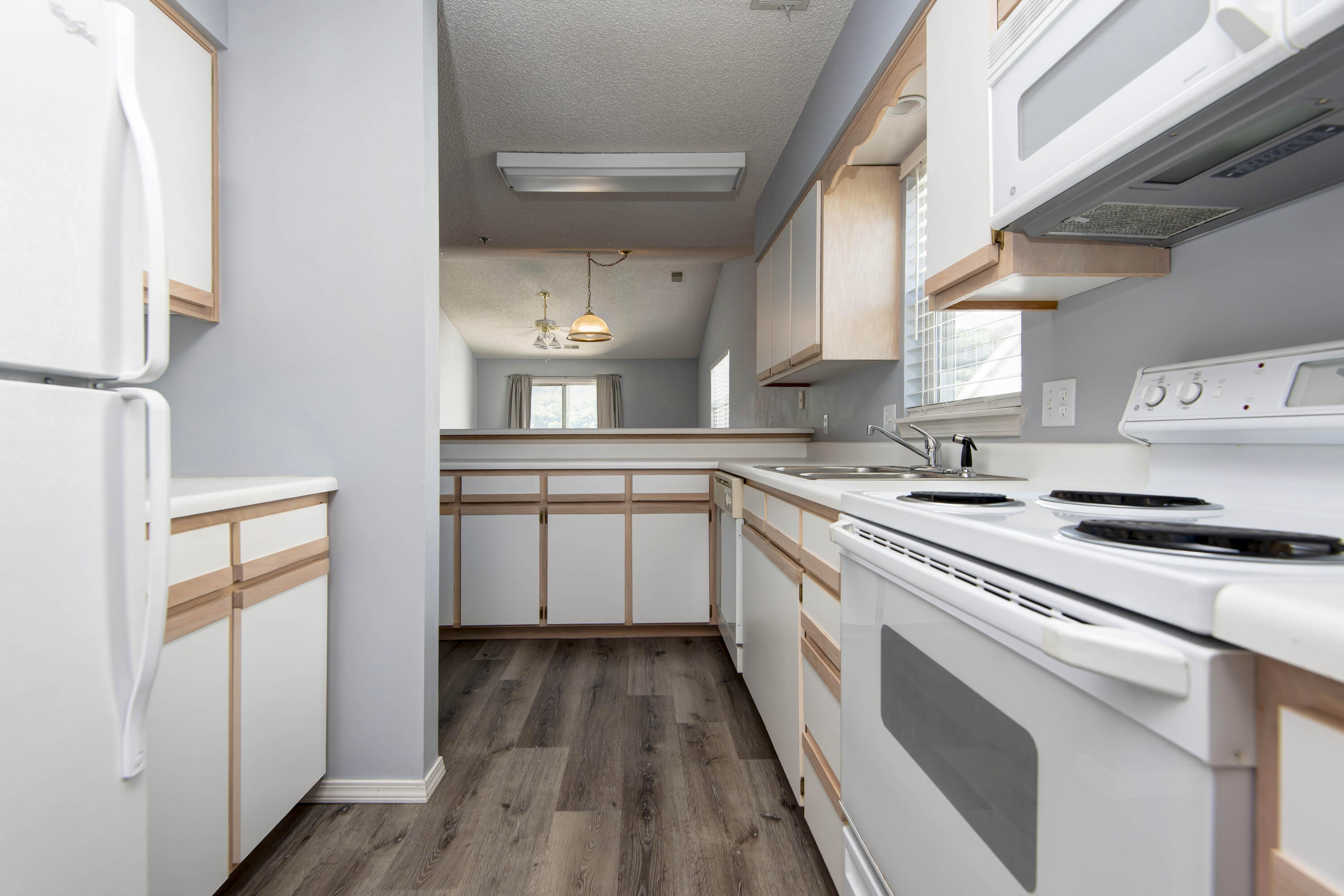 2529 State Highway 176 B12 Property Photo 17