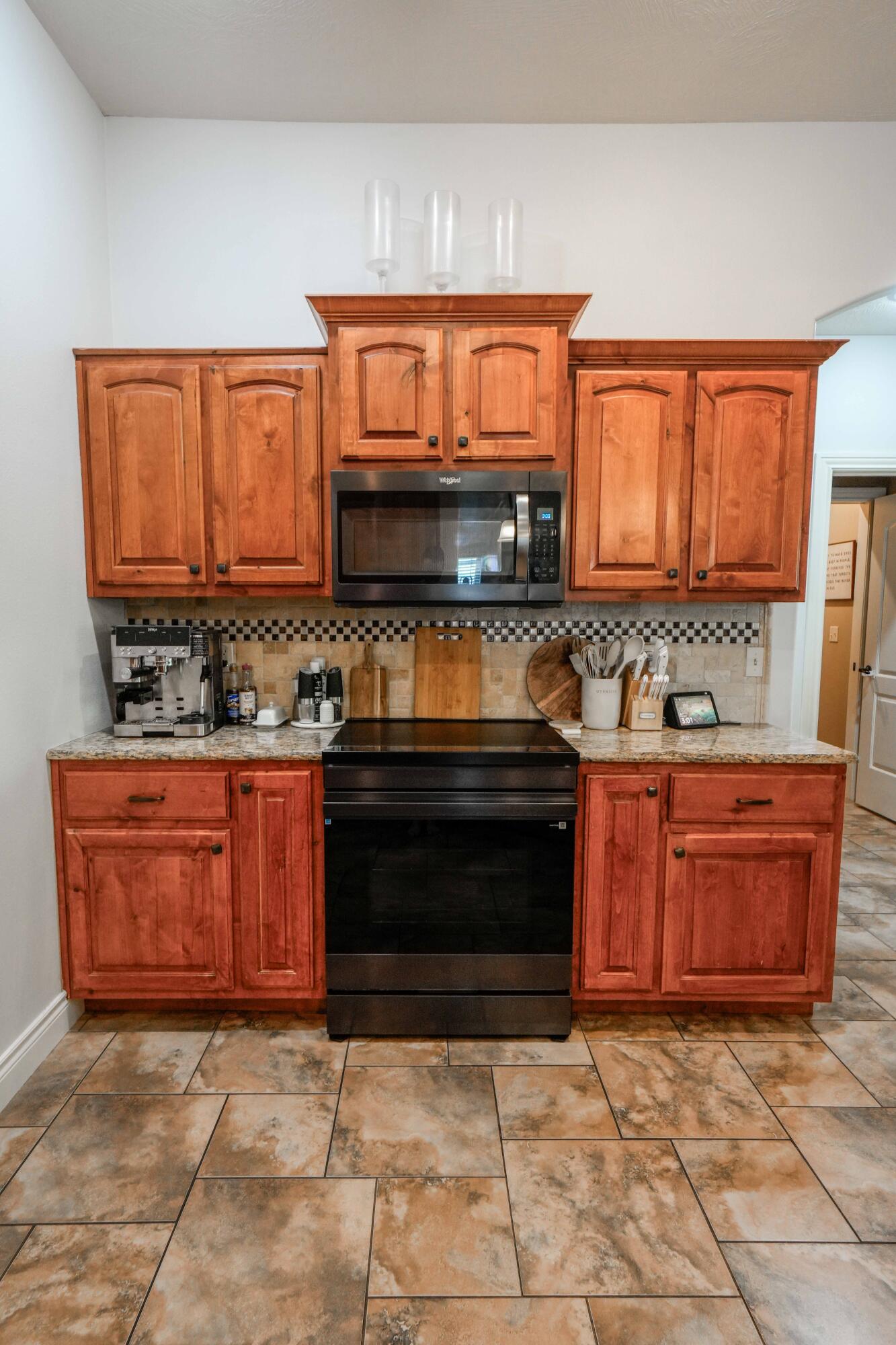 3326 South Juniper Avenue Property Photo 14