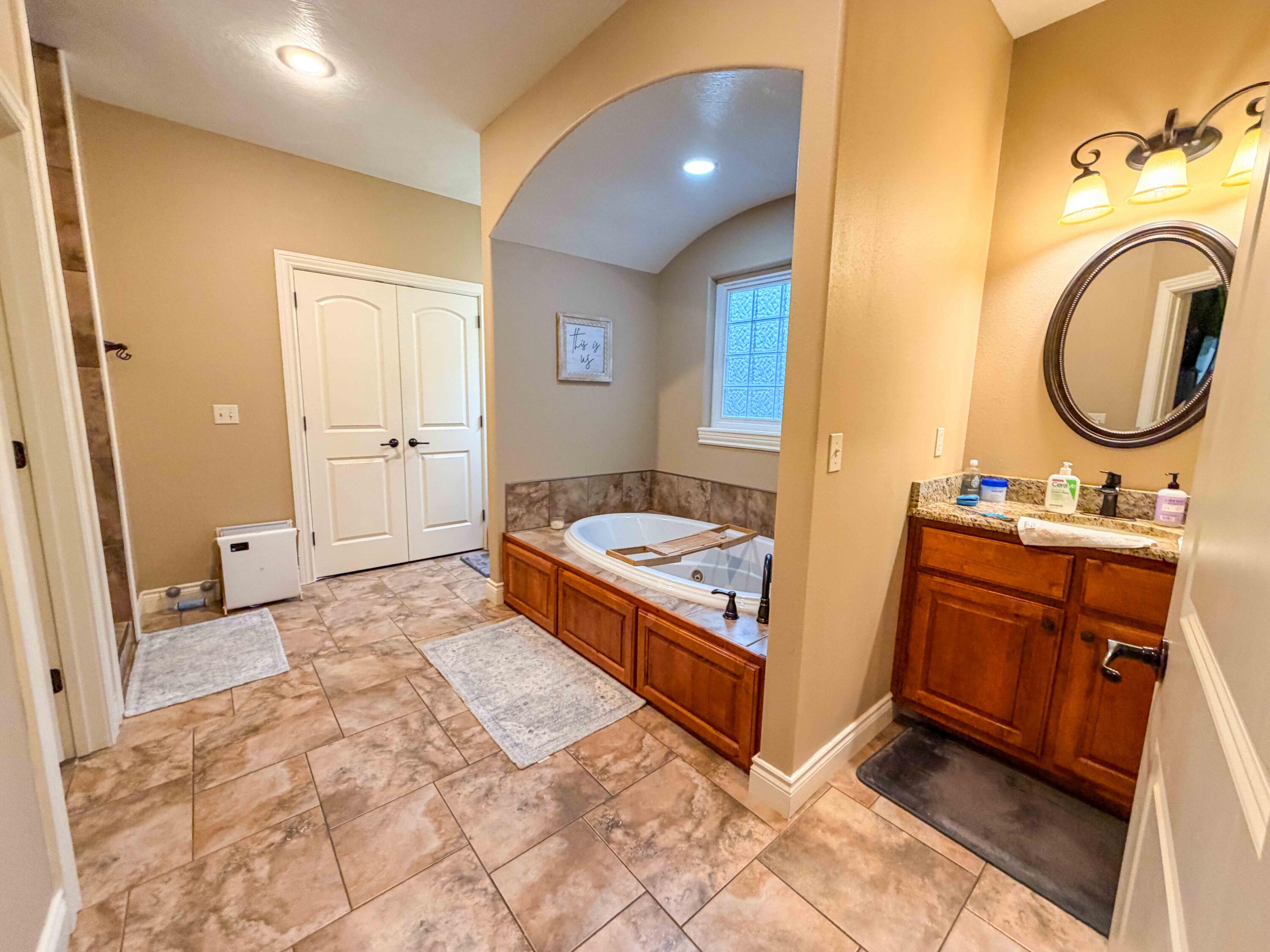 3326 South Juniper Avenue Property Photo 23