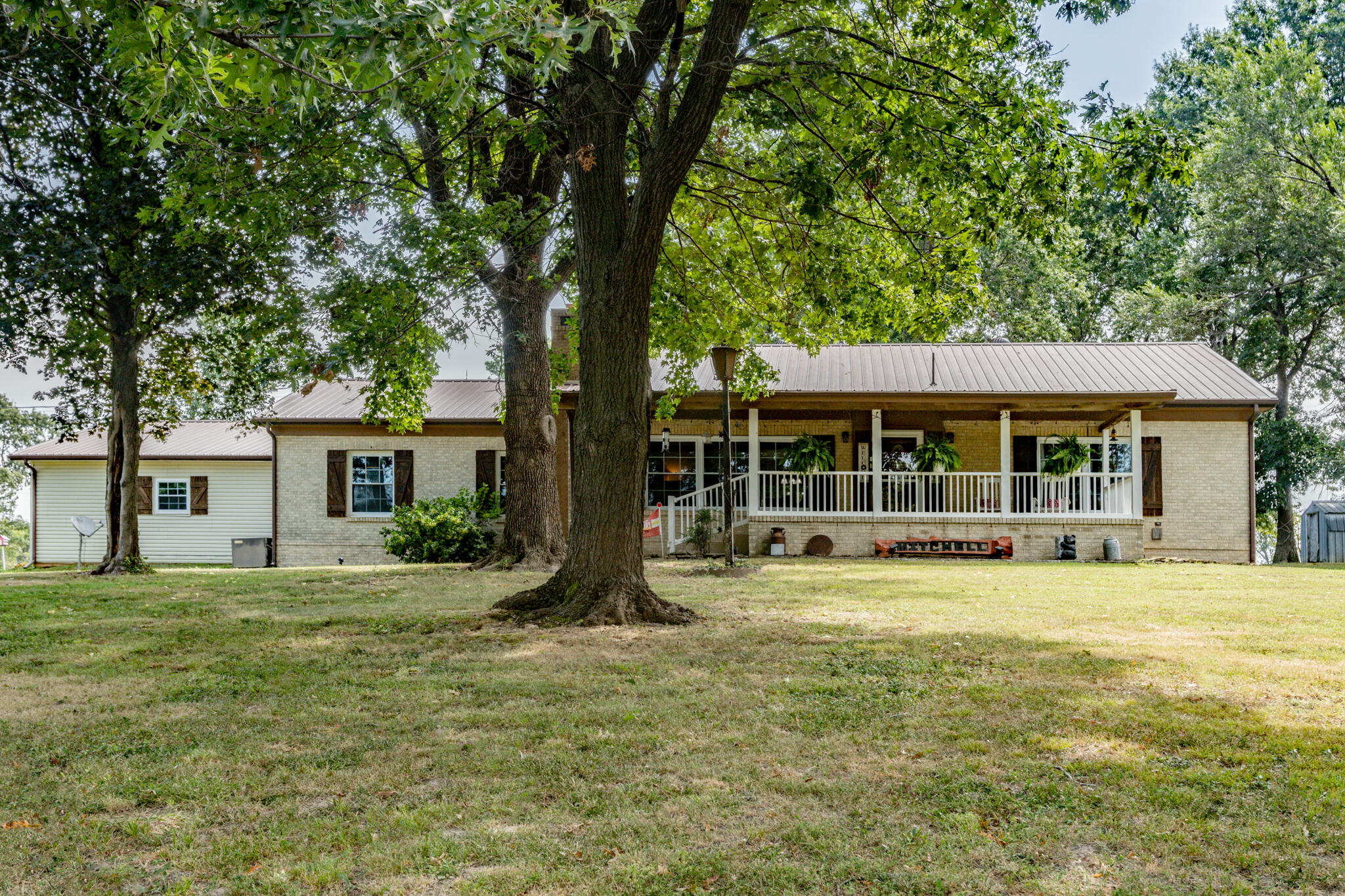 712 South Gilman Avenue Property Photo 1