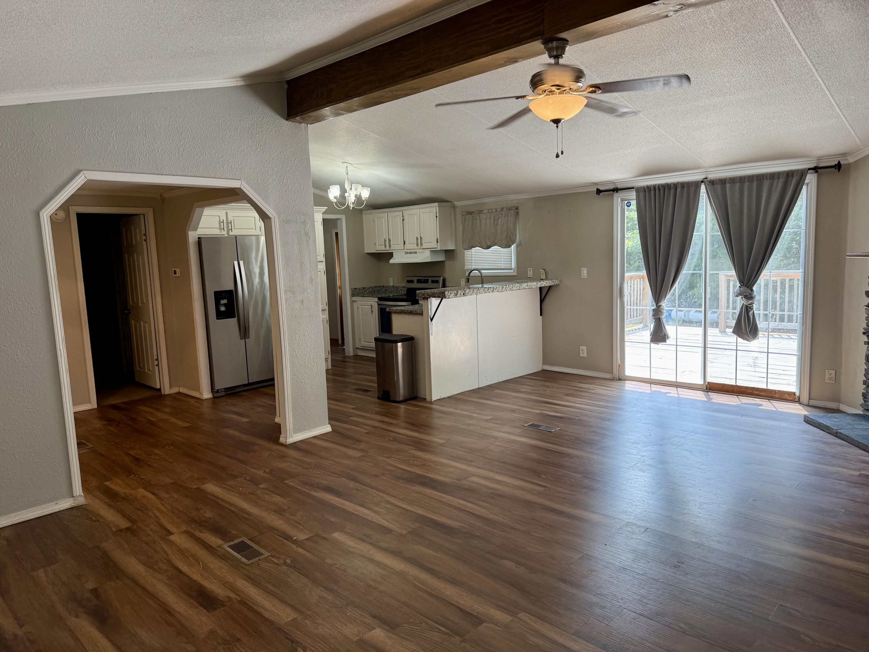 10694 Ridgeway Circle Property Photo 9