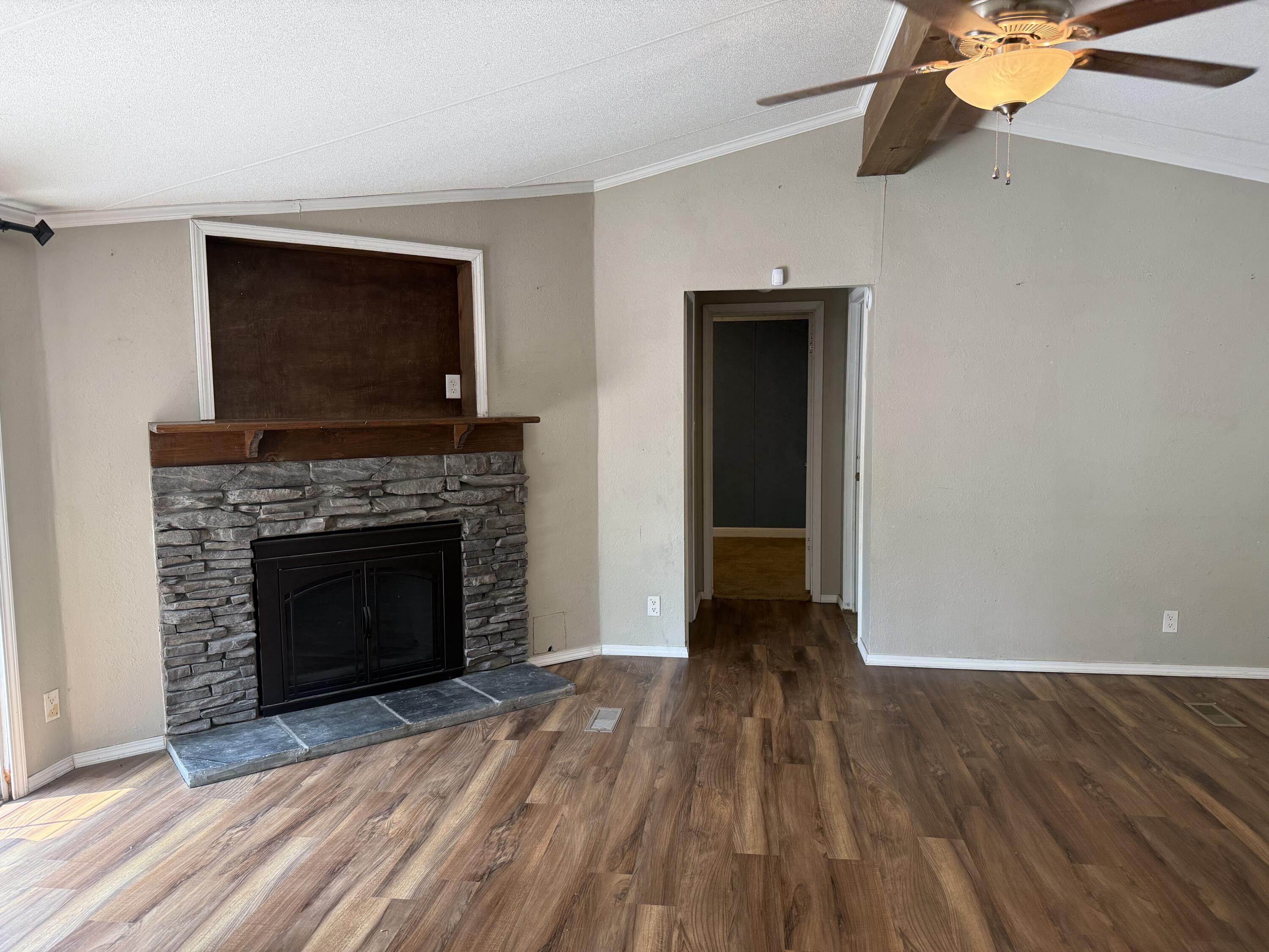 10694 Ridgeway Circle Property Photo 12