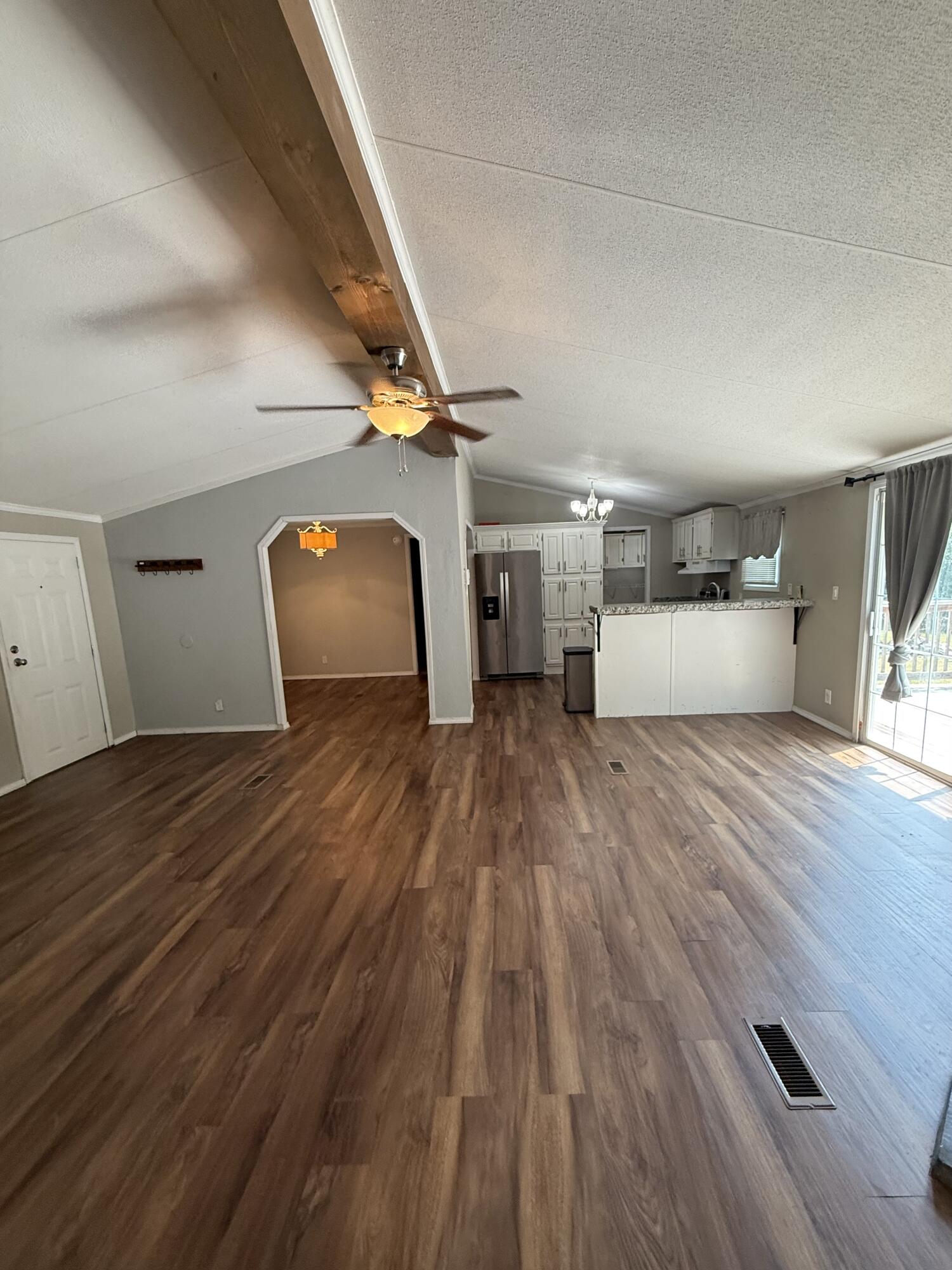10694 Ridgeway Circle Property Photo 13