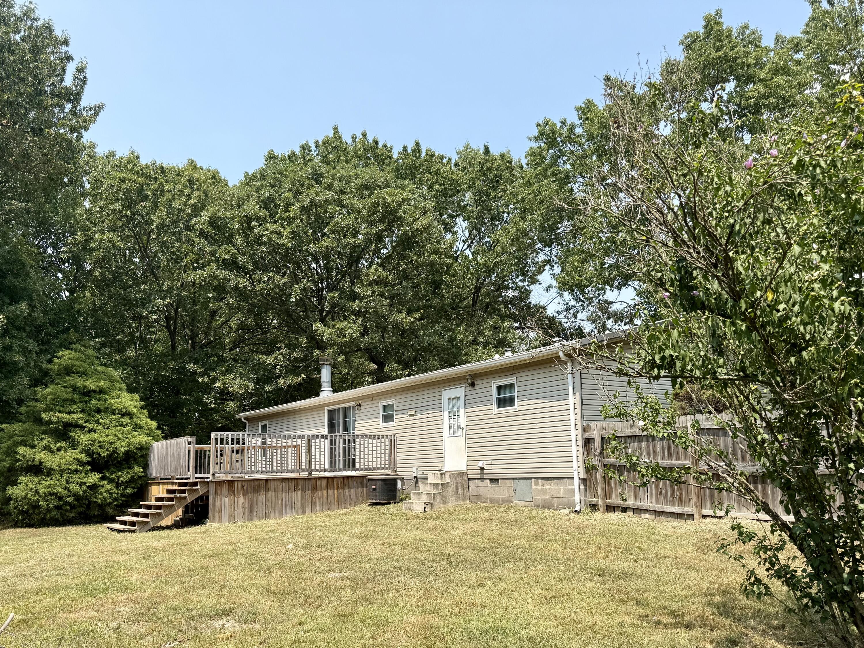 10694 Ridgeway Circle Property Photo 23
