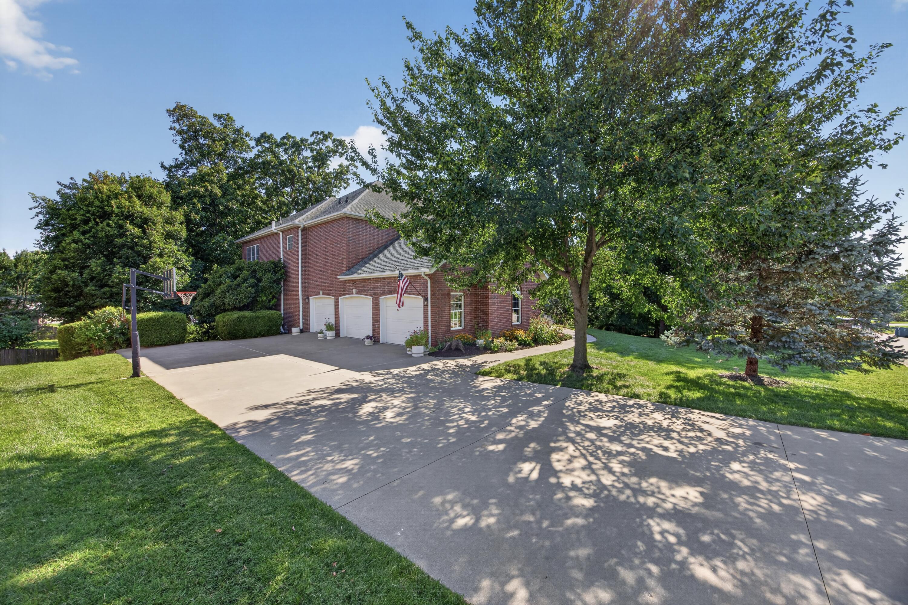 6006 Copper Ridge Street Property Photo 7