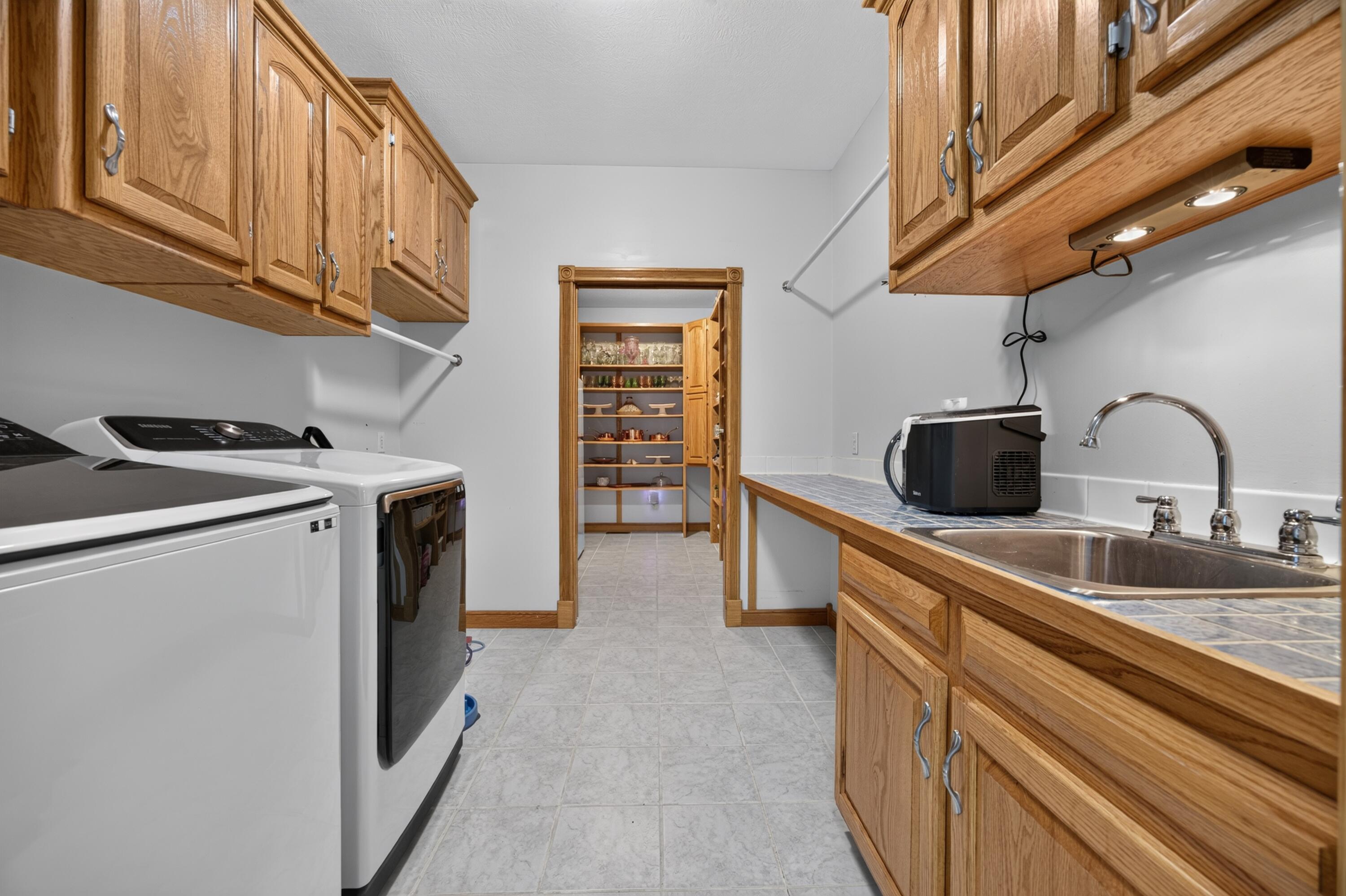 6006 Copper Ridge Street Property Photo 33