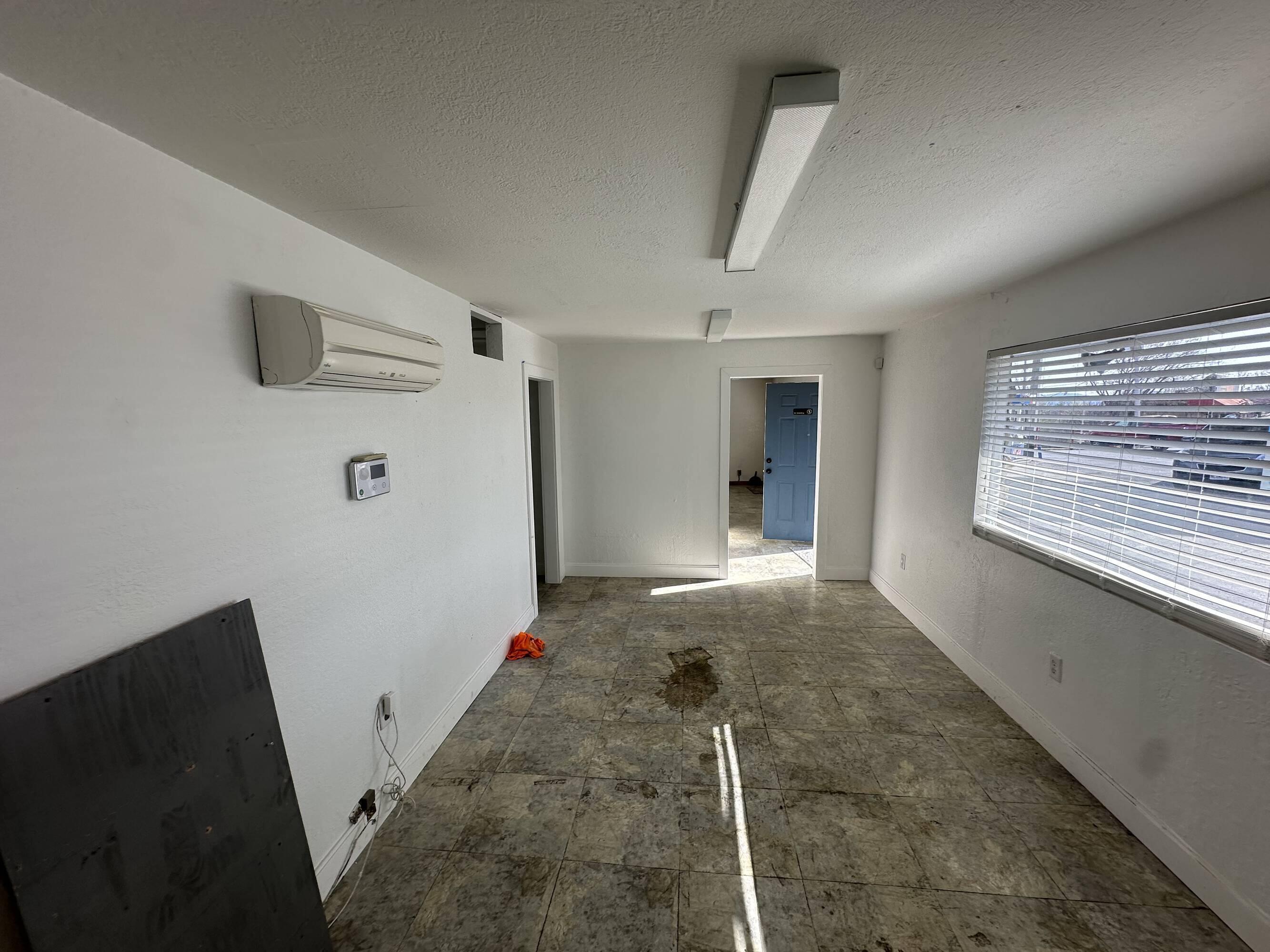 1140 West 76 Country Boulevard Property Photo 28