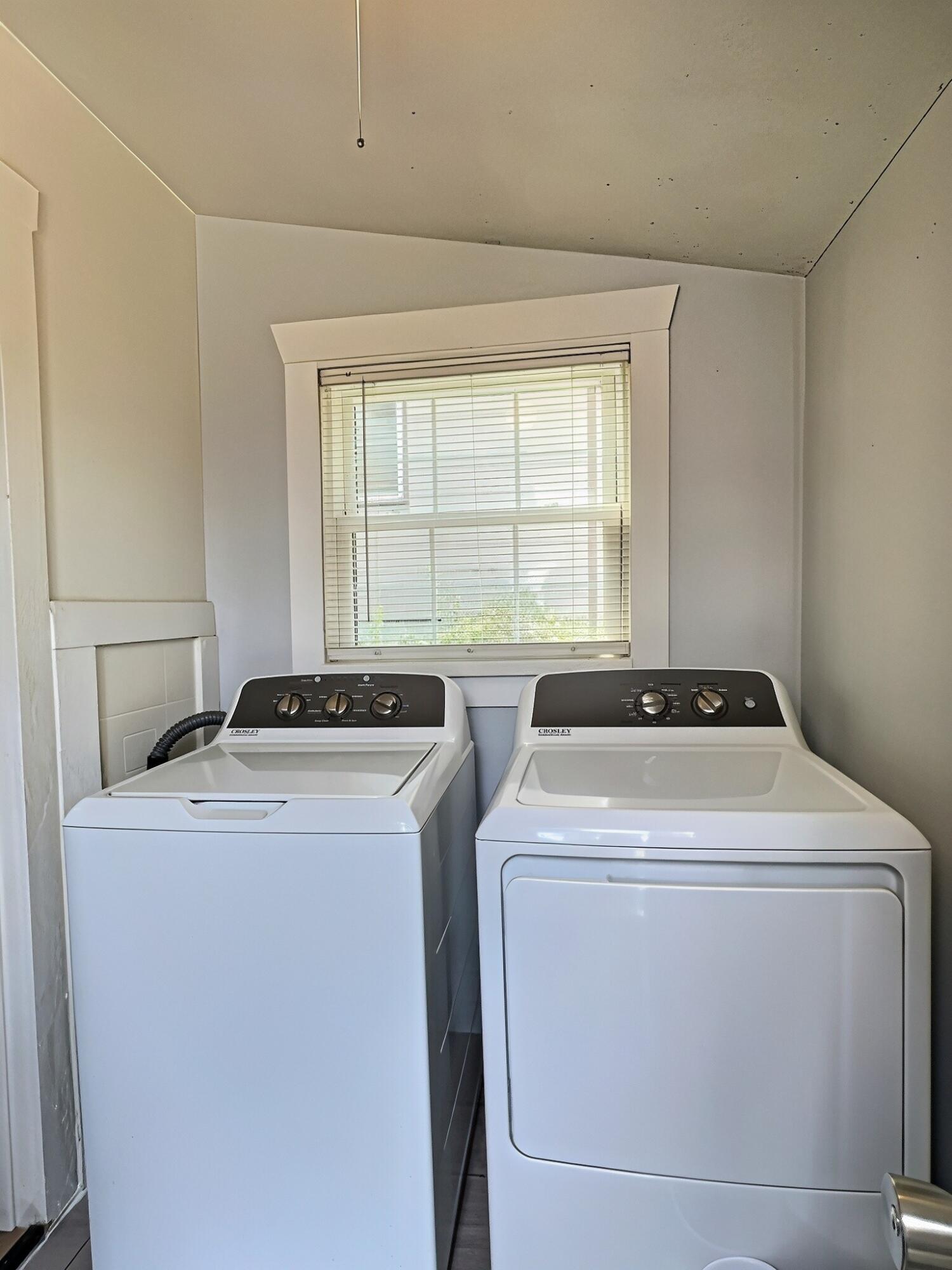 317 West Hickory Street Property Photo 13