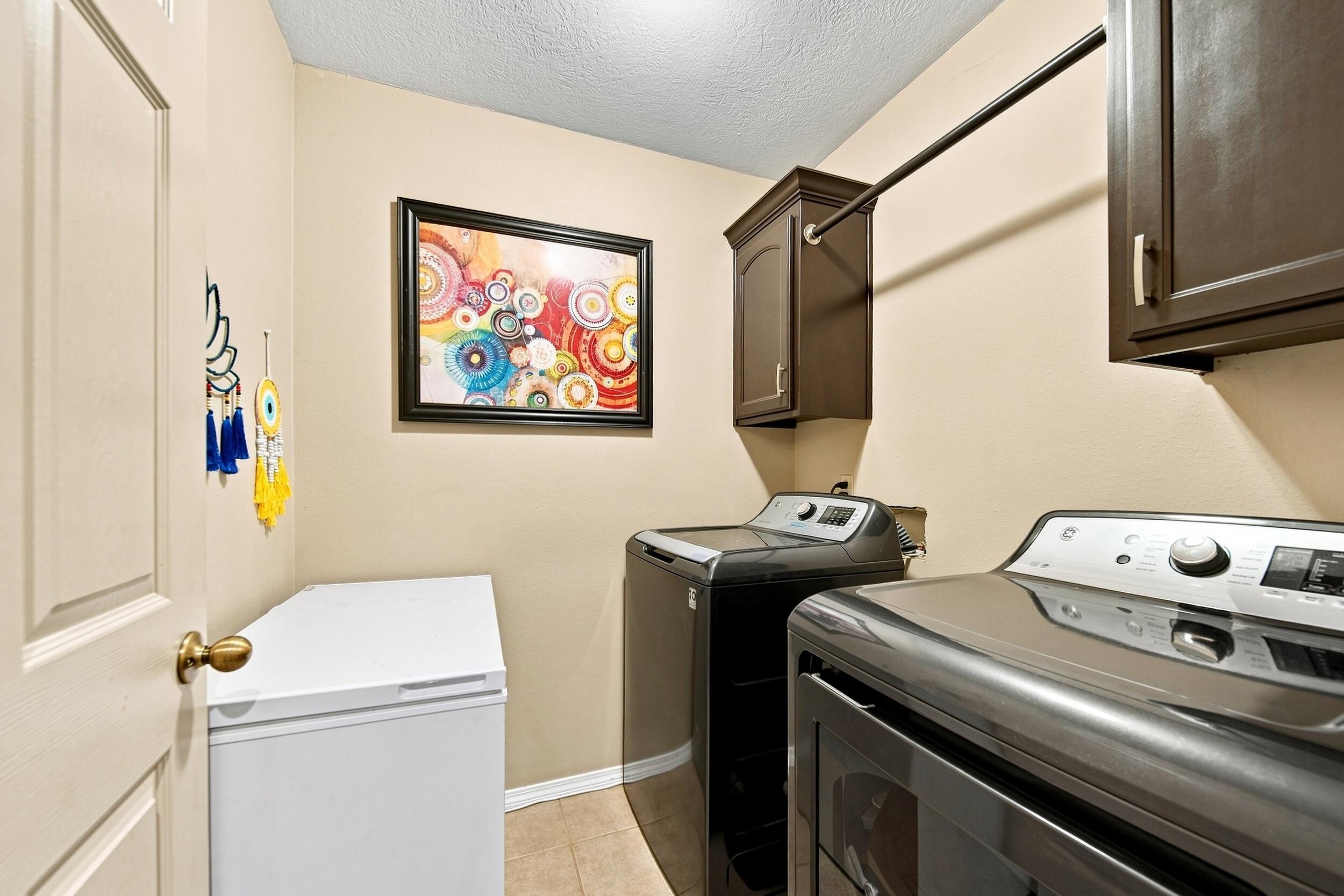 1004 Glen Oaks Drive Property Photo 7