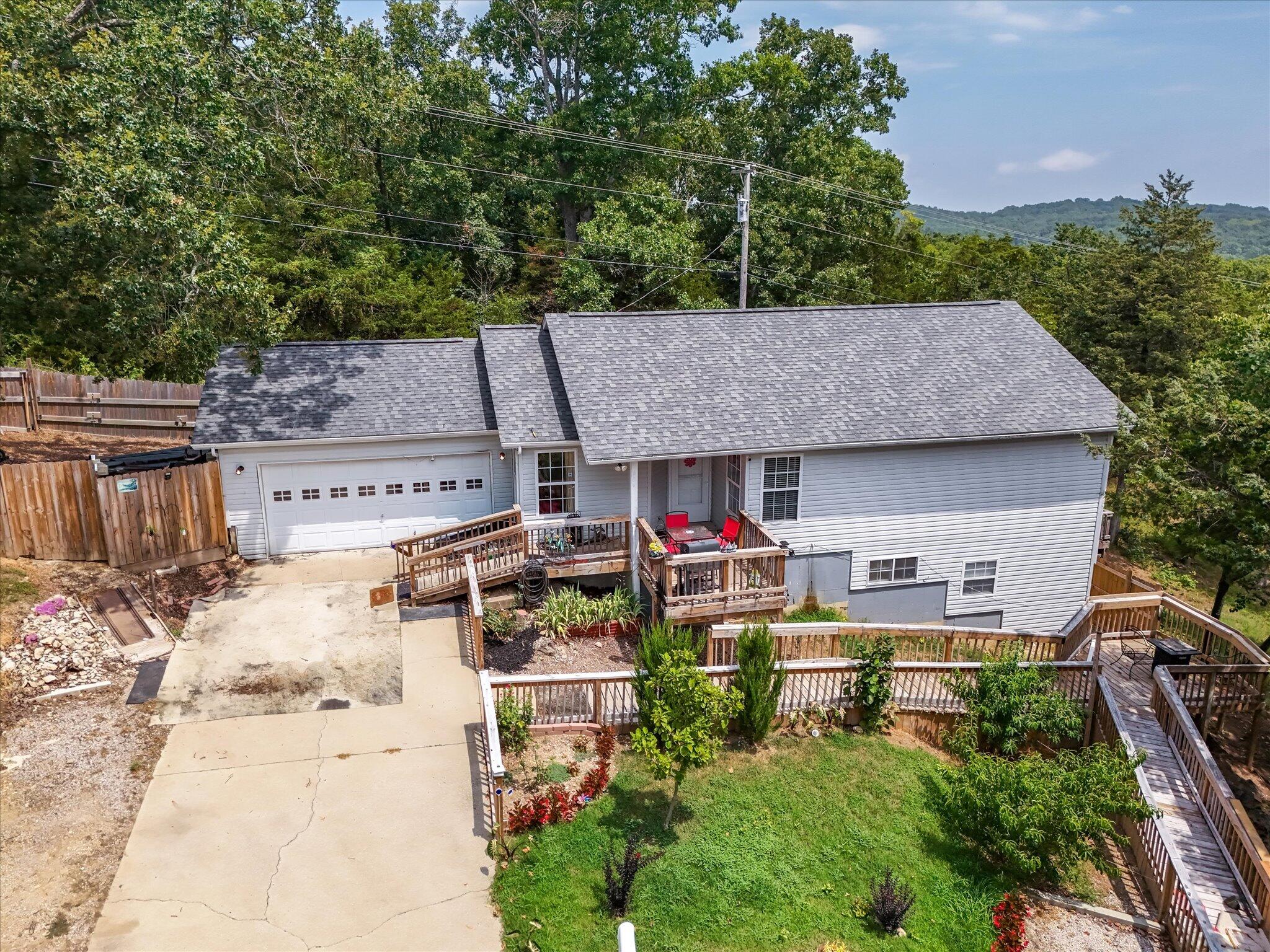 289 Fox Ridge Road Property Photo 1