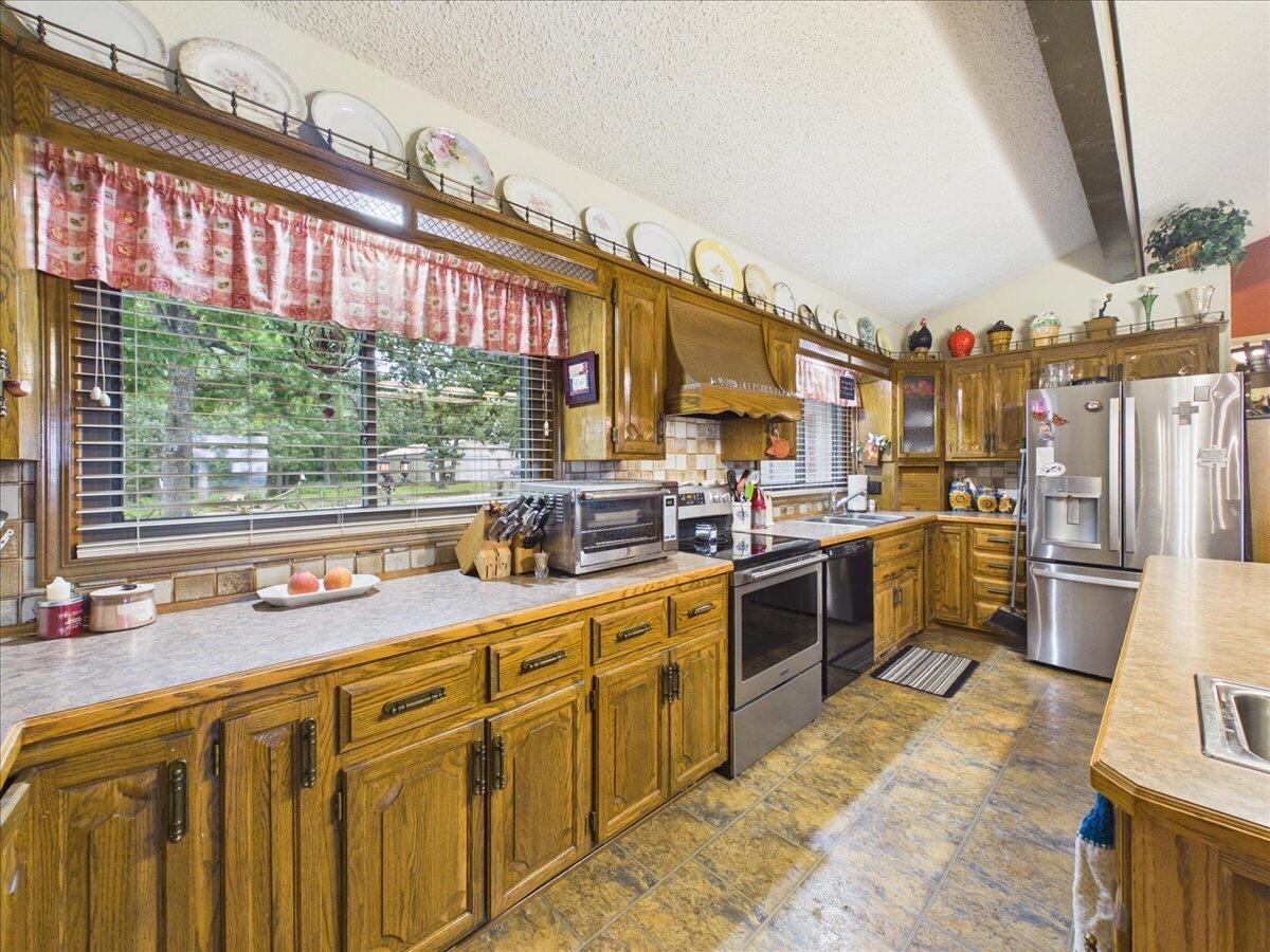 27300 County Road 233 Property Photo 81