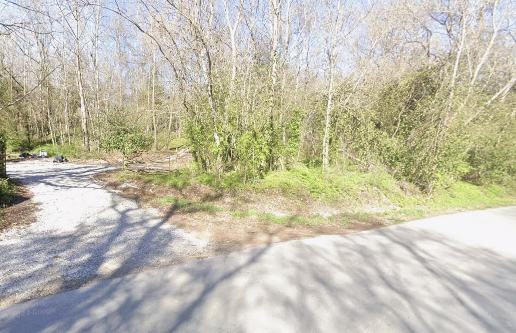 000 Rader Road Property Photo 2