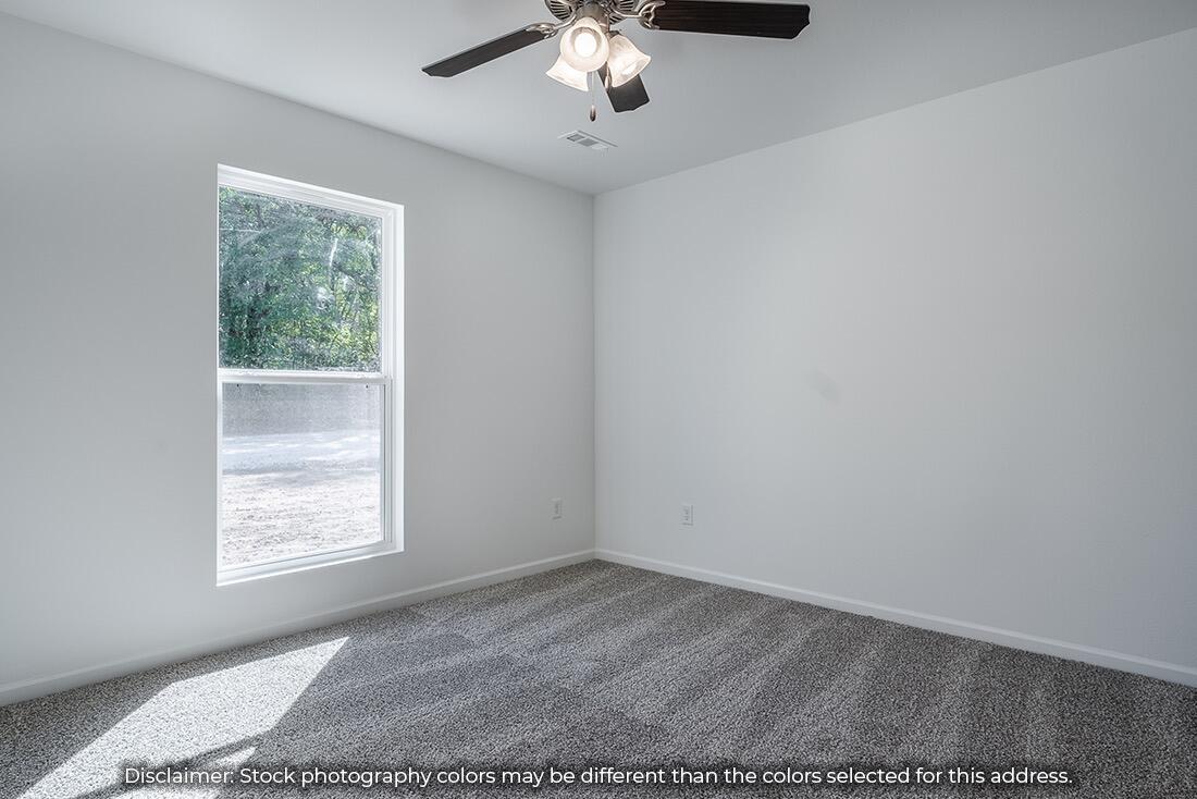 324 South Oak Avenue Property Photo 6