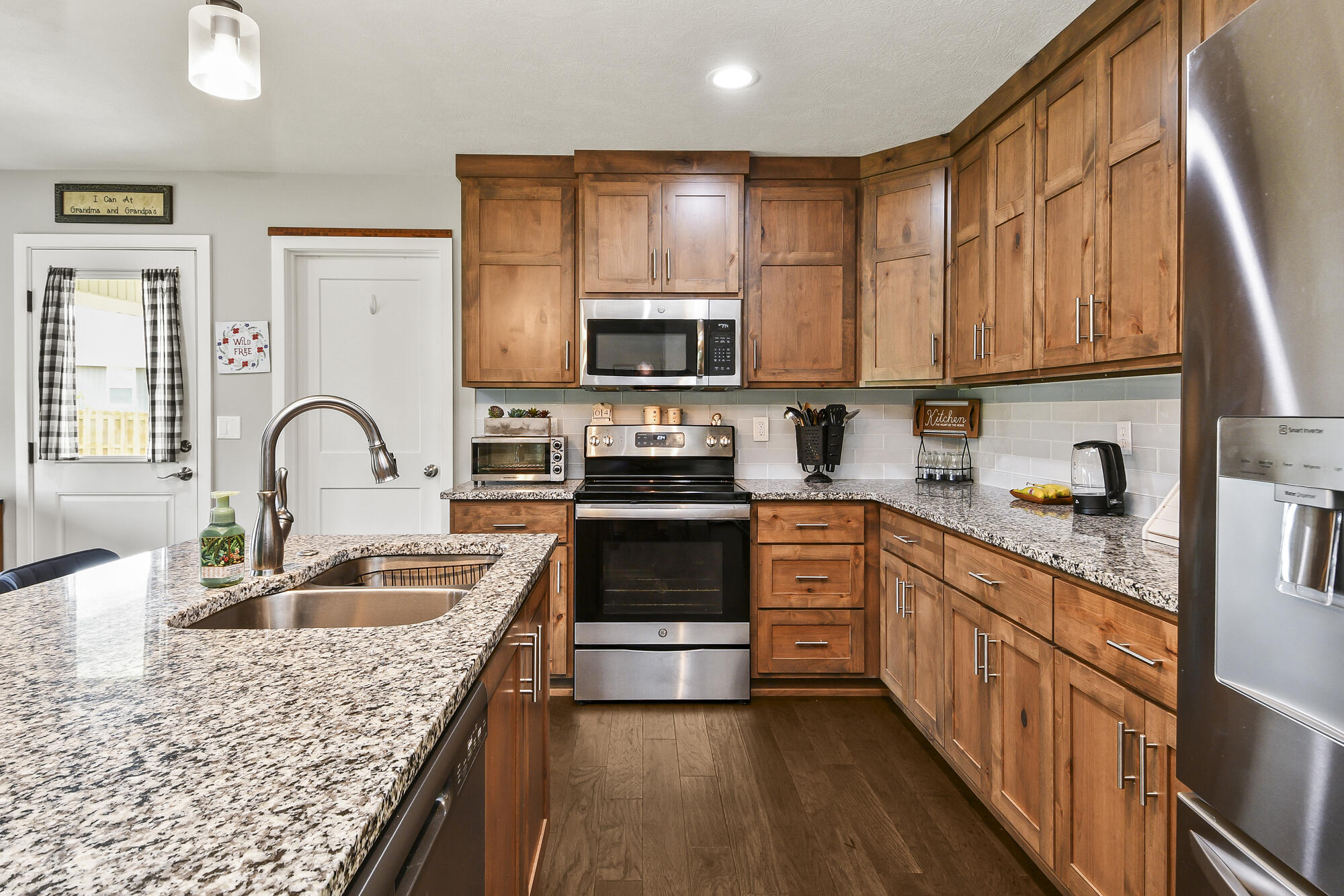 1682 Ft. Sumter Court Property Photo 11