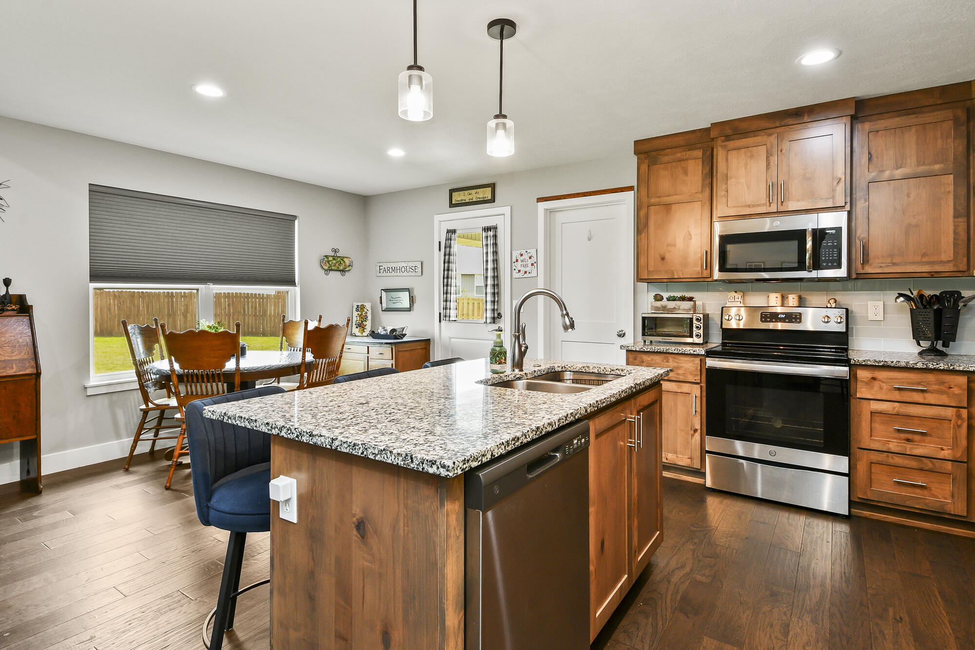 1682 Ft. Sumter Court Property Photo 12
