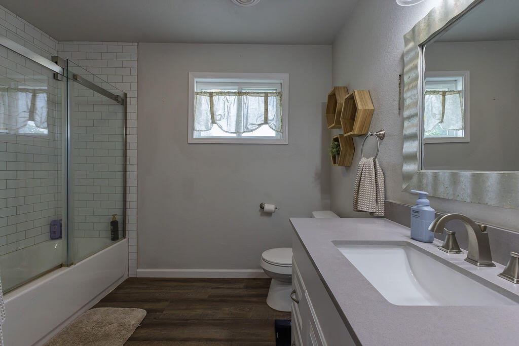 4221 West La Siesta Place Property Photo 21