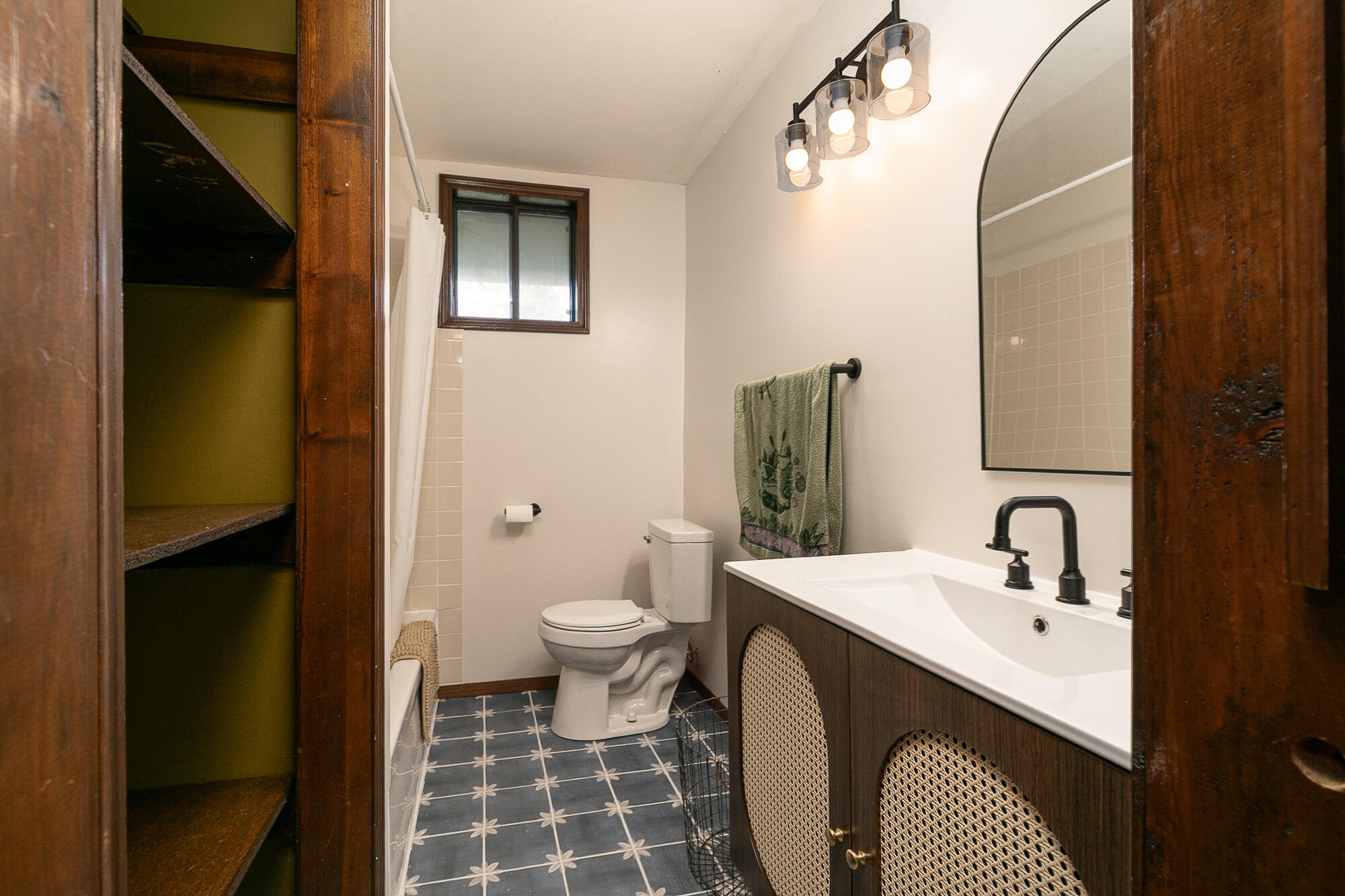 9079 East Division Street Property Photo 24