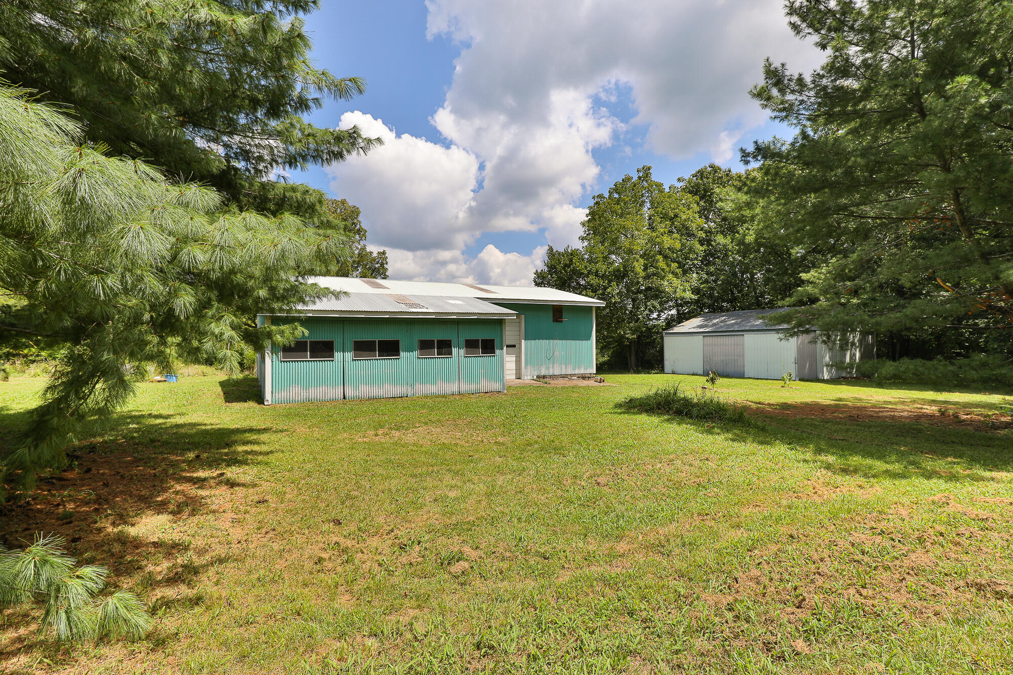 9079 East Division Street Property Photo 31