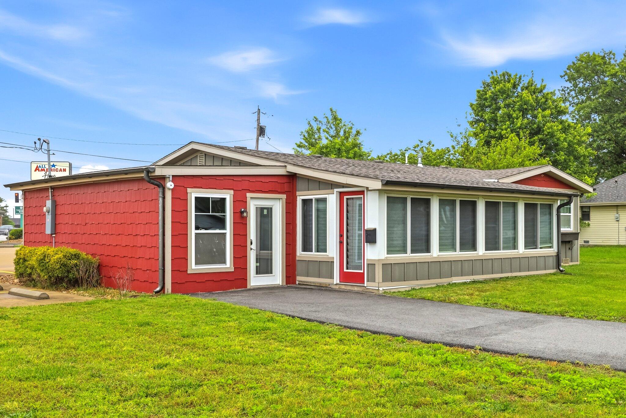564 Us Highway 60 East Property Photo 32