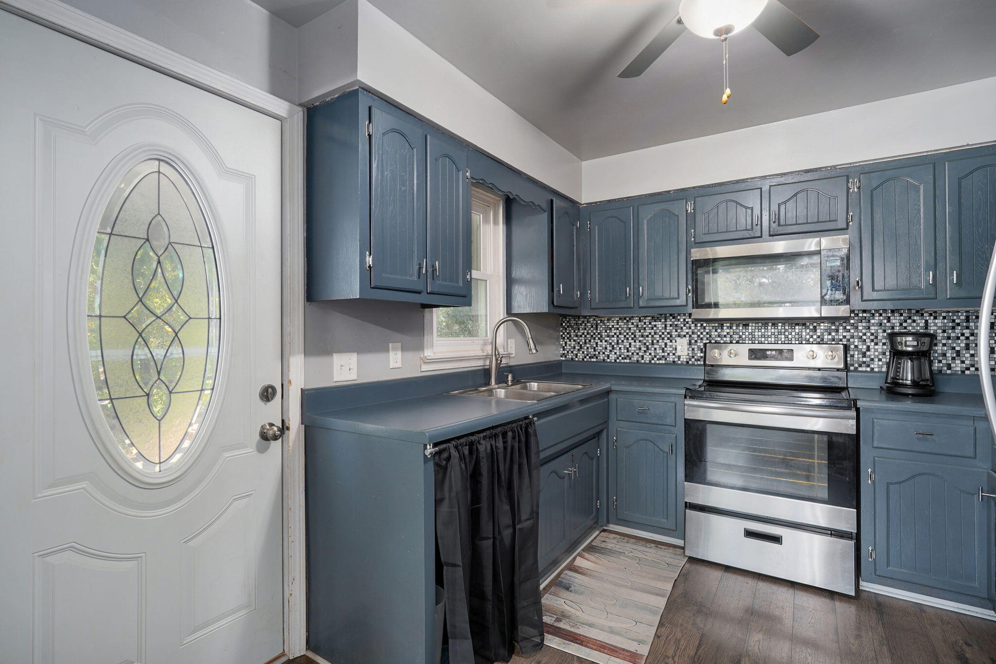 246 Stackman Road Property Photo 8