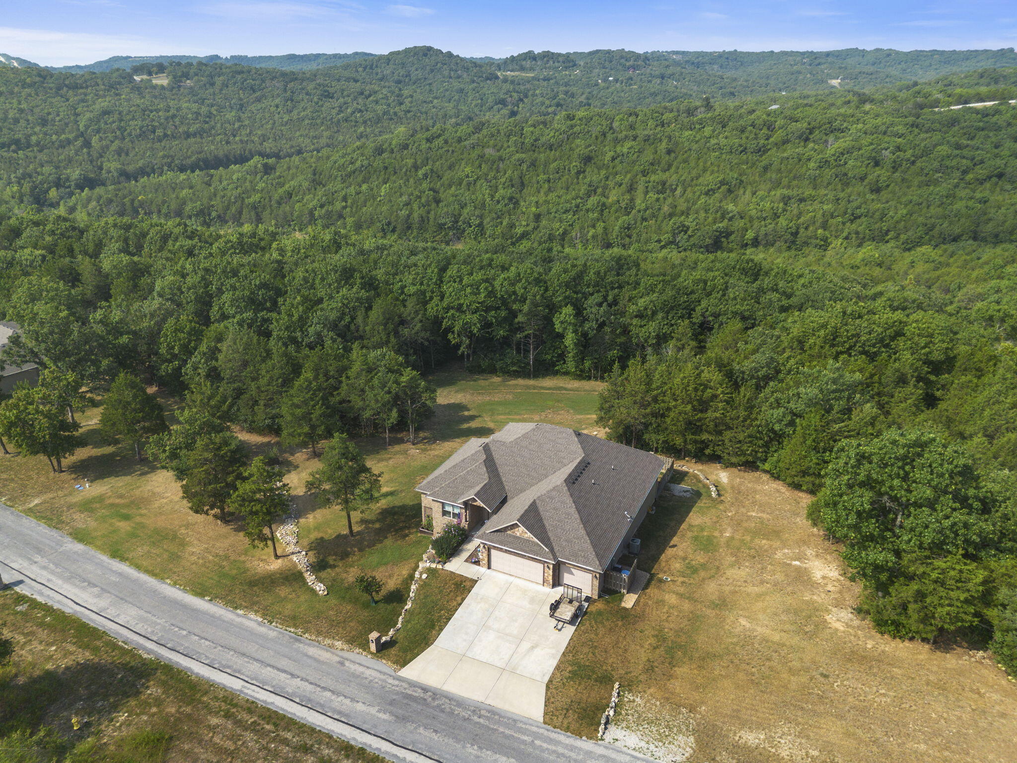 2554 Emory Creek Boulevard Property Photo 35