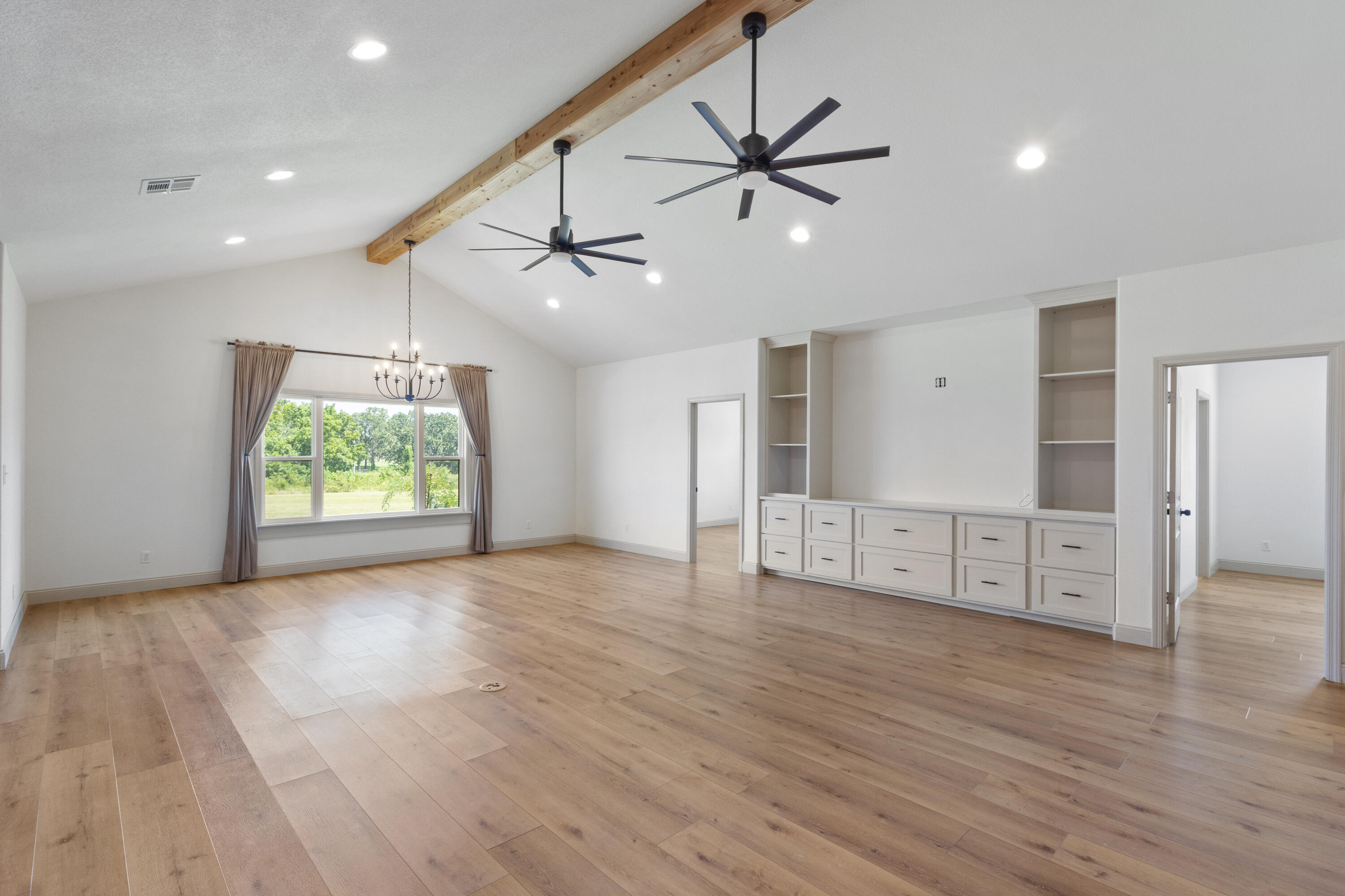 12204 Farm Road 2205 Property Photo 17