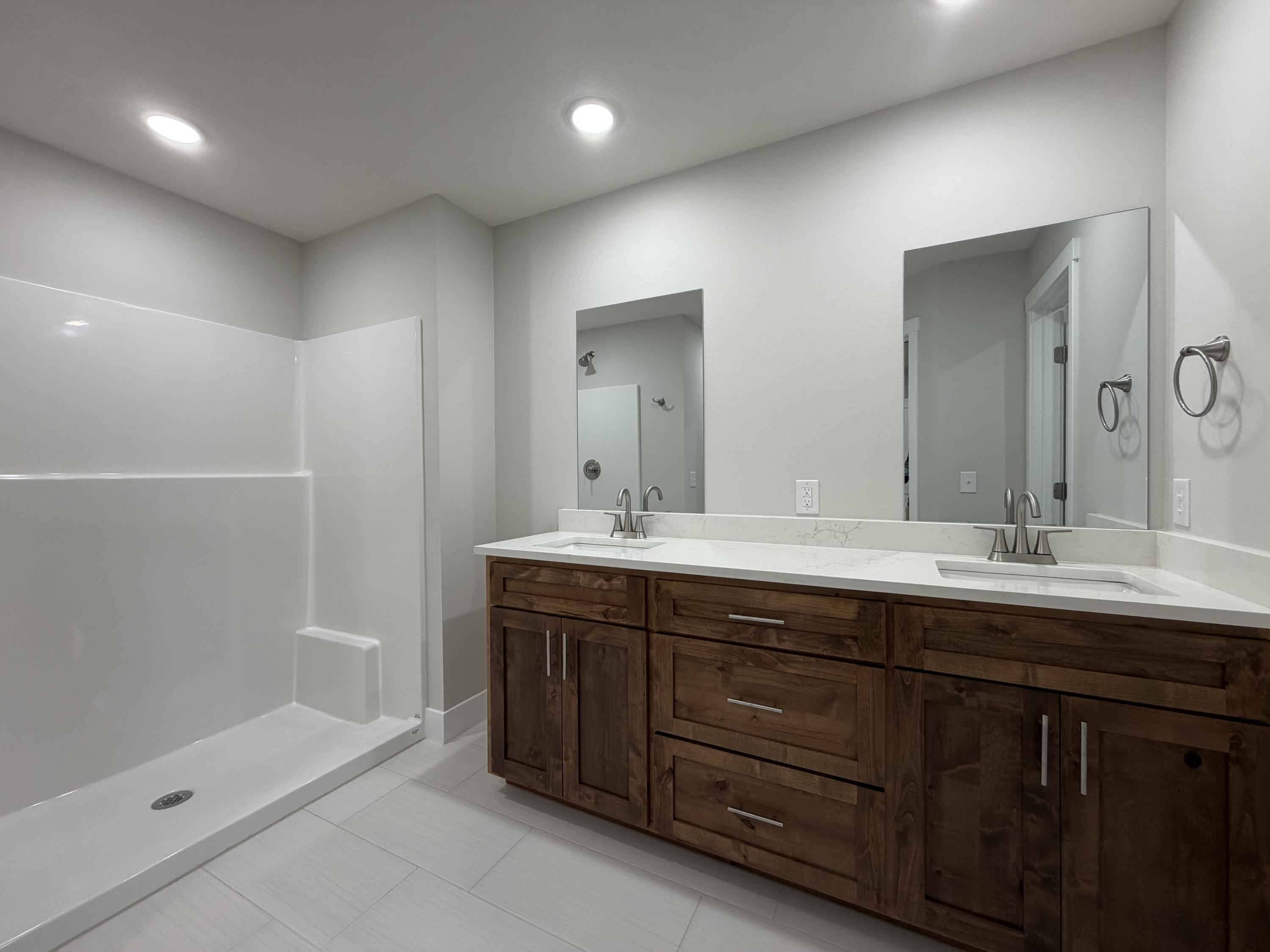 2608 West Pigeon Drive Property Photo 13