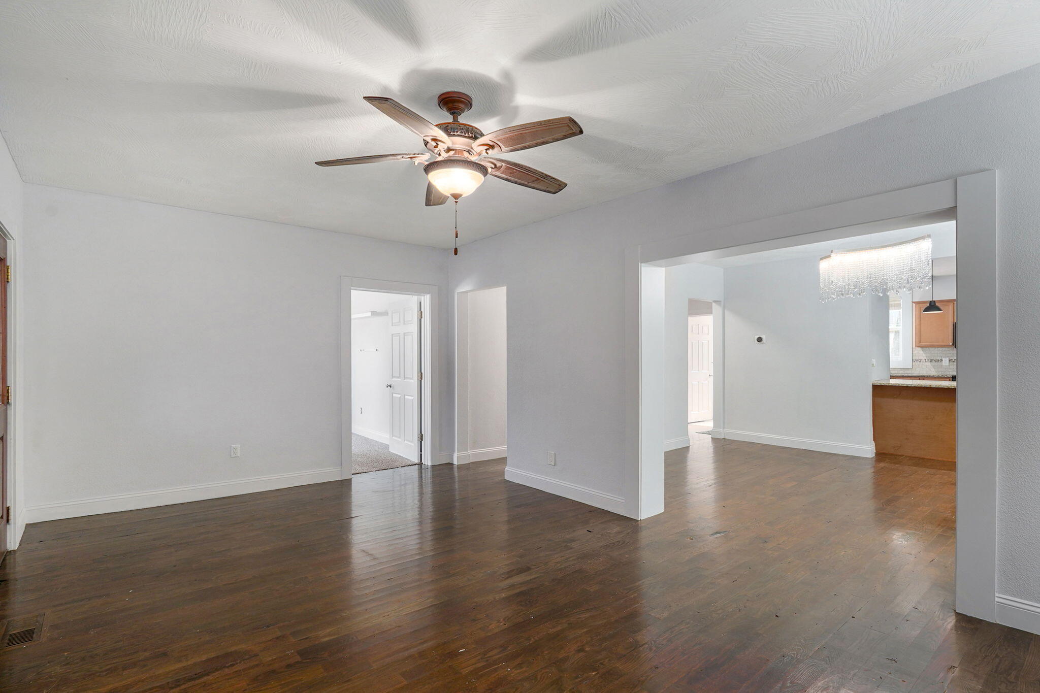 526 South Mccanse Street Property Photo 10