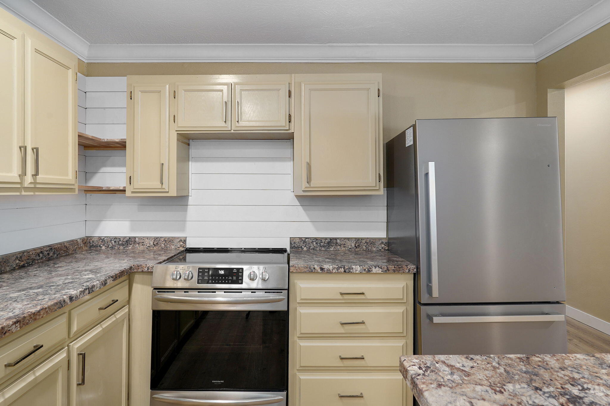 205 Kings Drive Property Photo 10