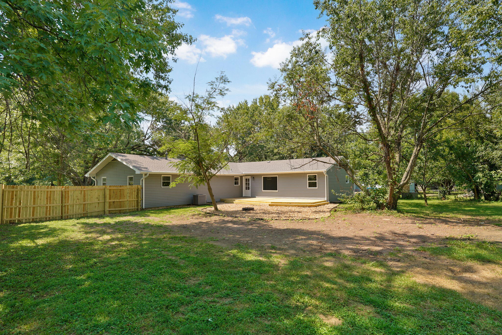 205 Kings Drive Property Photo 30