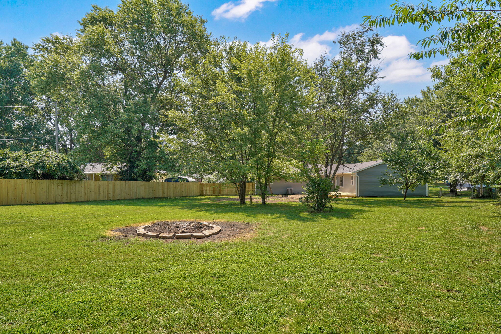 205 Kings Drive Property Photo 32