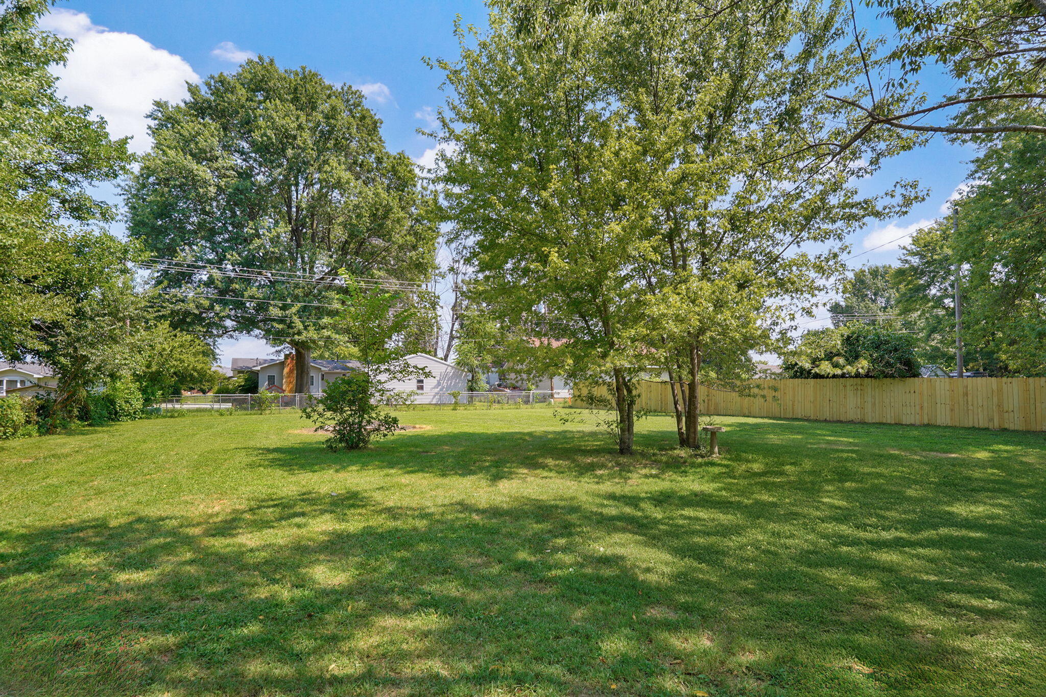 205 Kings Drive Property Photo 34