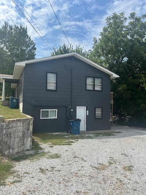 106 West South Street Property Photo 4