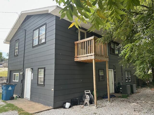 106 West South Street Property Photo 5