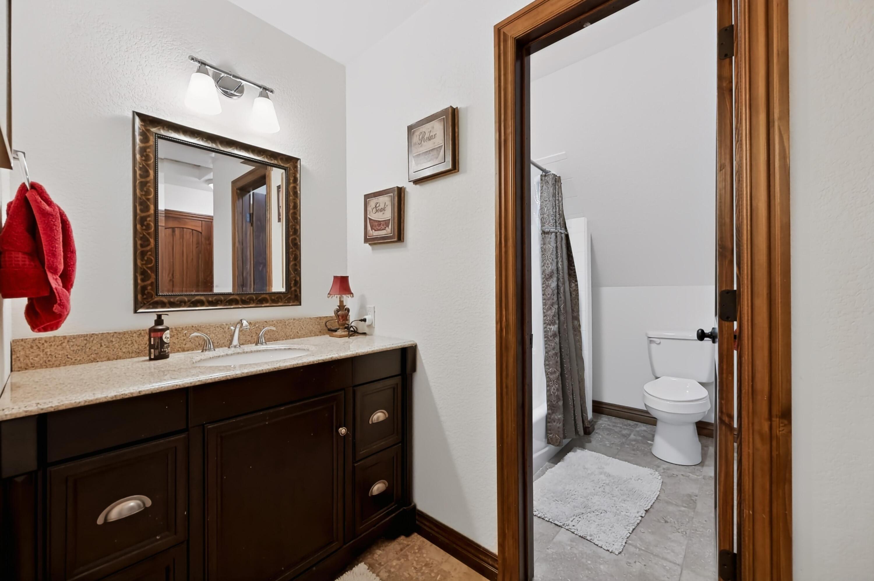 1701 South Oliver Avenue Property Photo 29