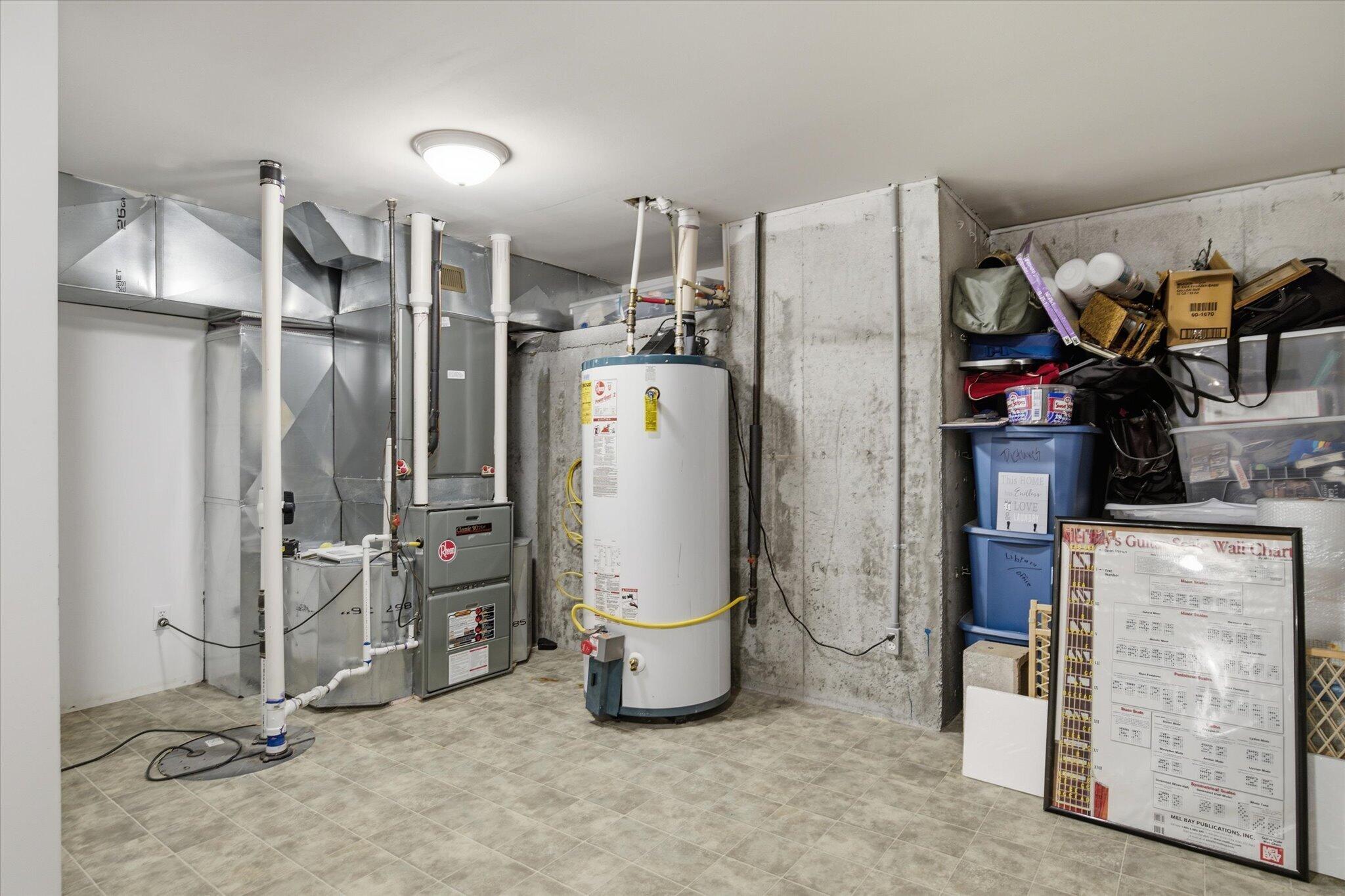 7802 & 779 2070 Property Photo 32