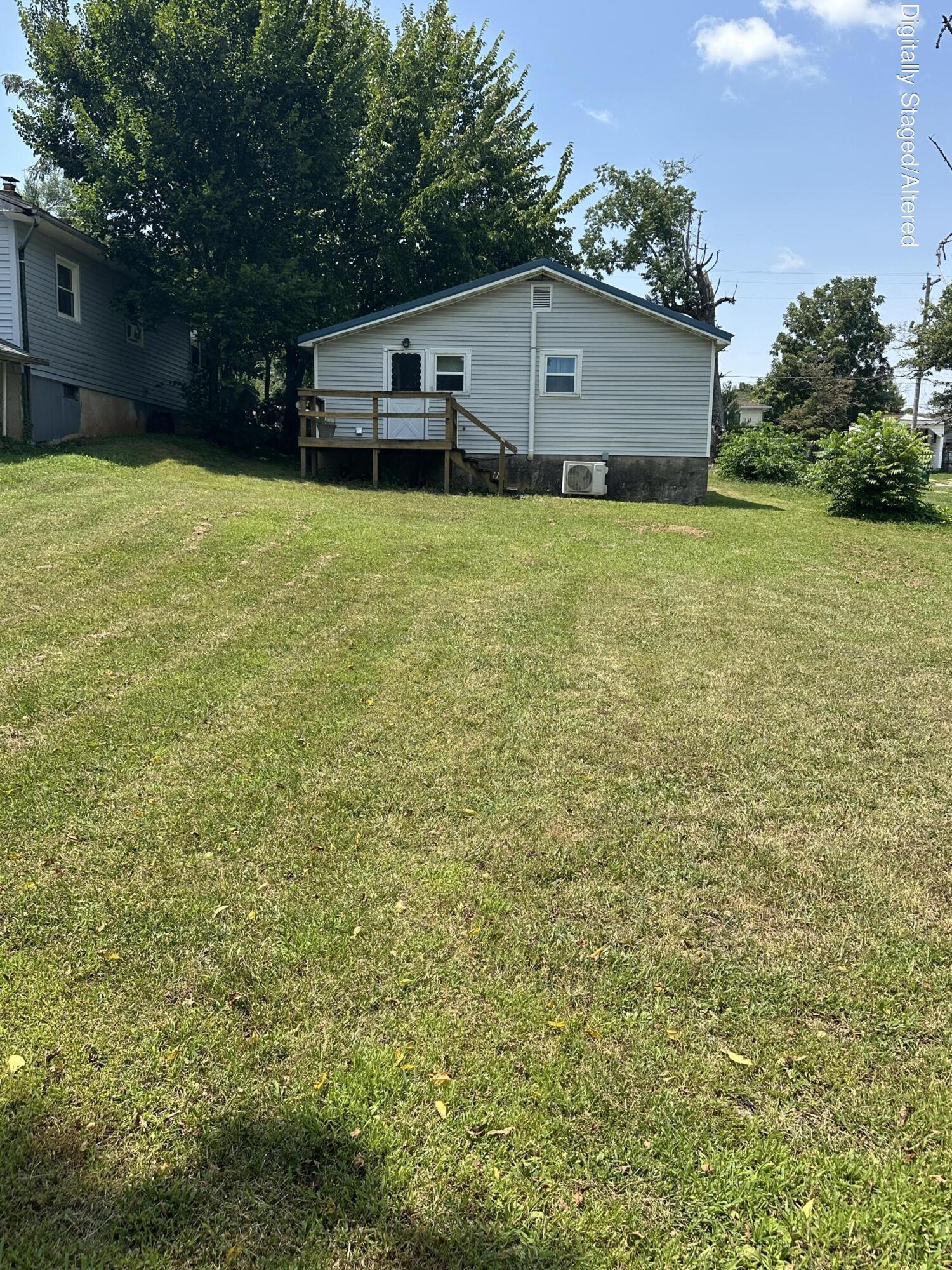918 North Maple Avenue Property Photo 6