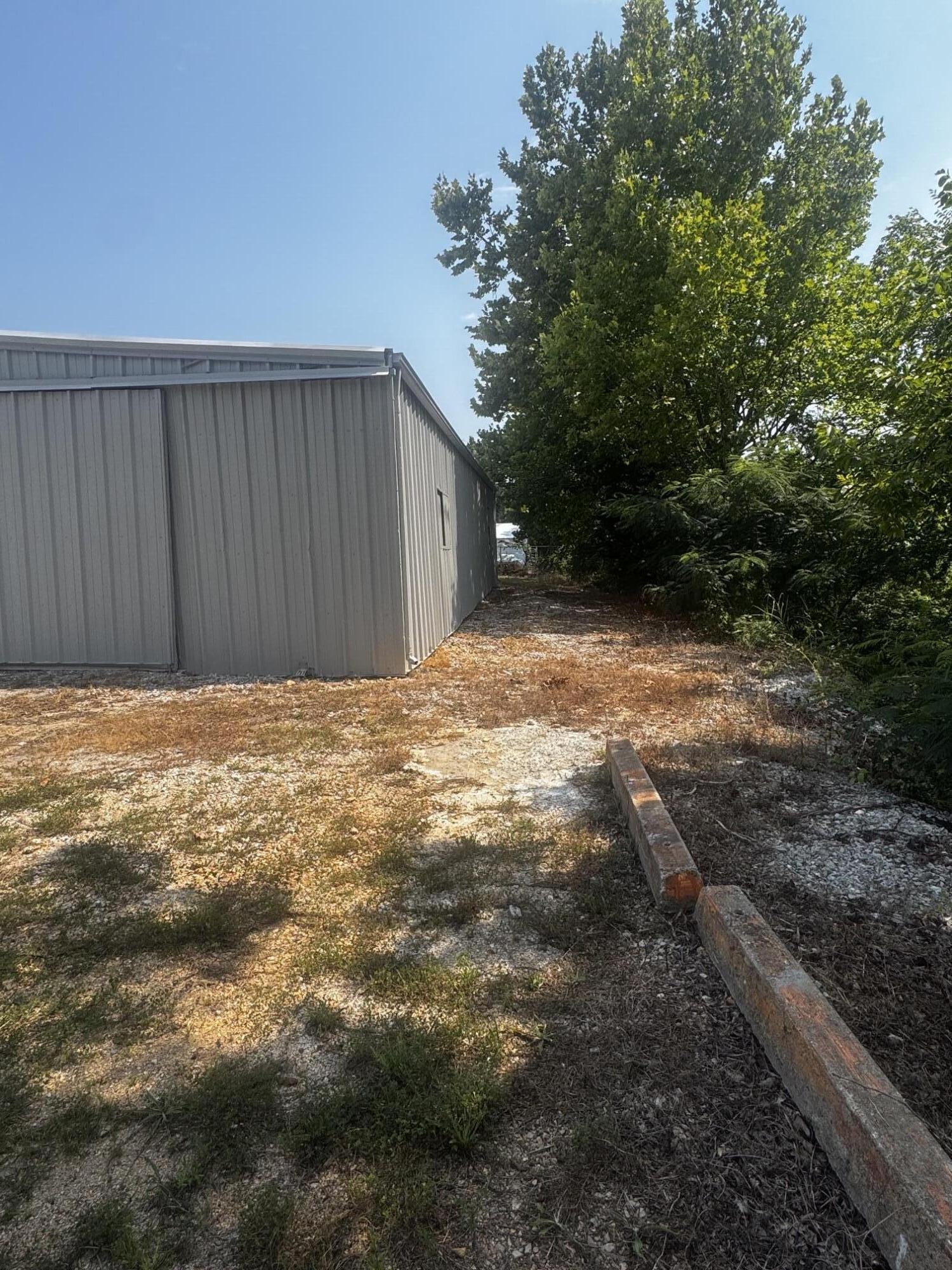 8137 State Highway 13 Property Photo 6