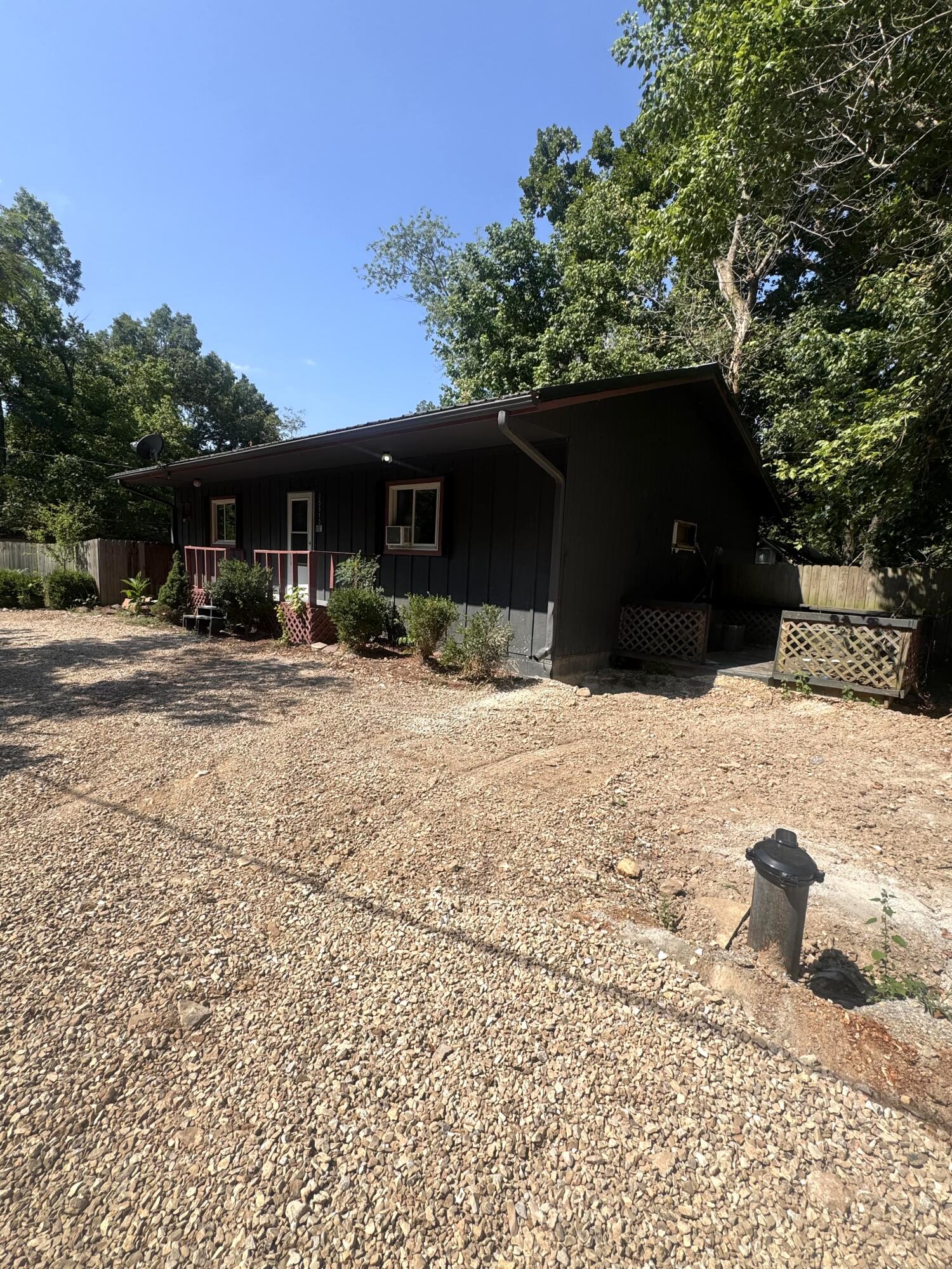 35913 Missouri 413 Property Photo 2