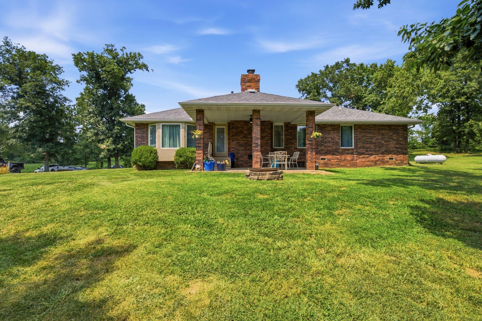 3476 Lawrence 1220 Property Photo 5
