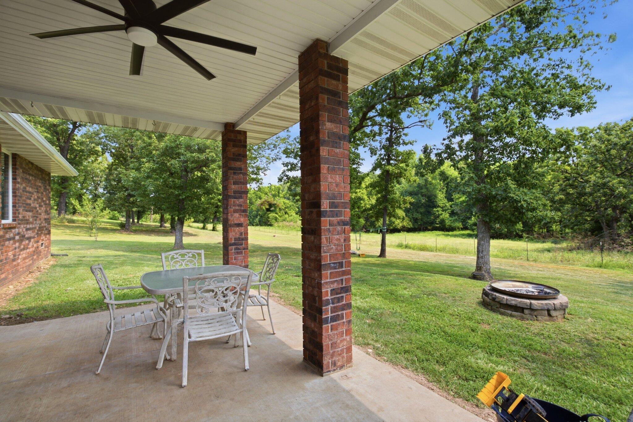 3476 Lawrence 1220 Property Photo 7