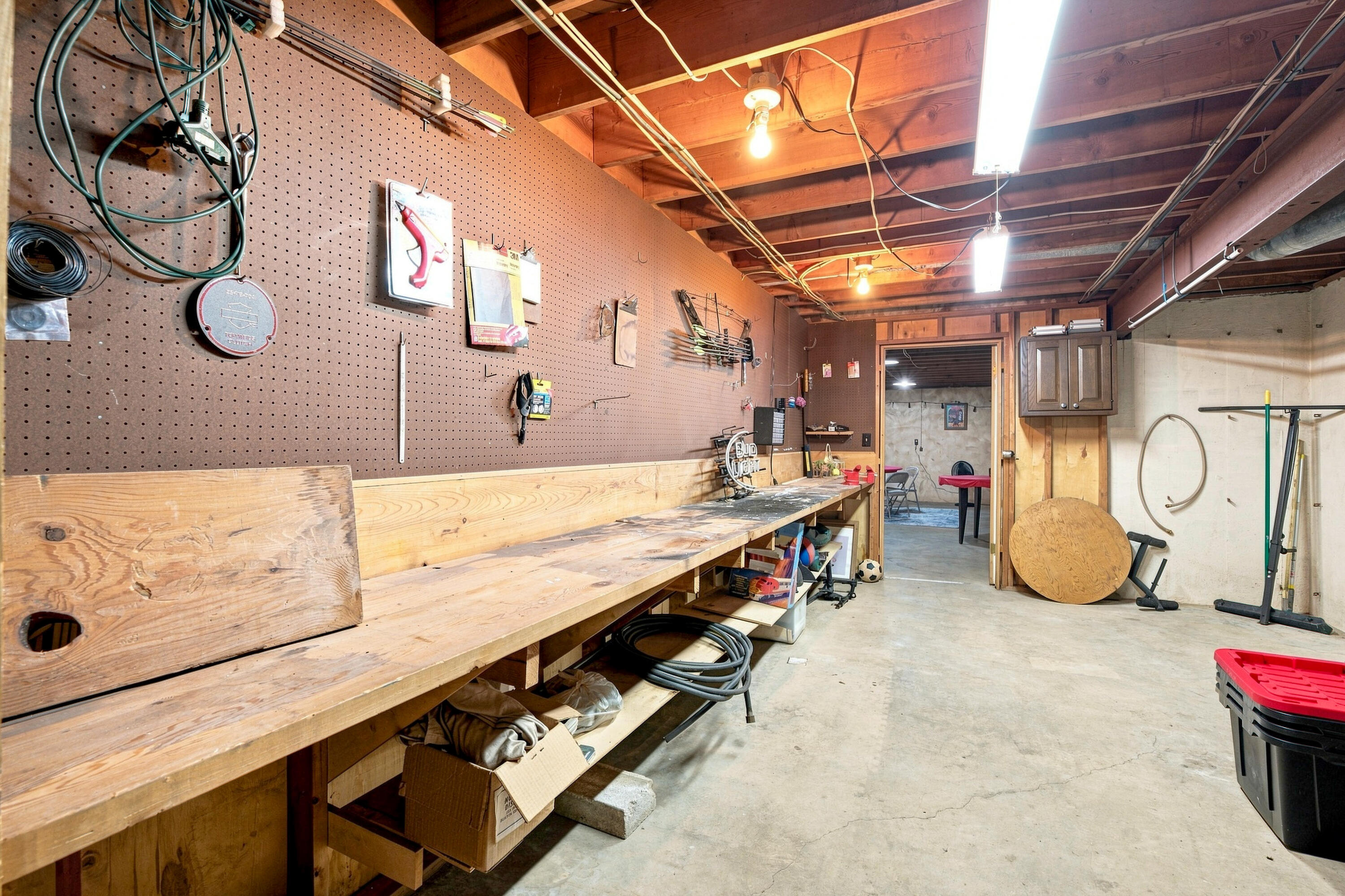 301 West 10th Street Property Photo 45