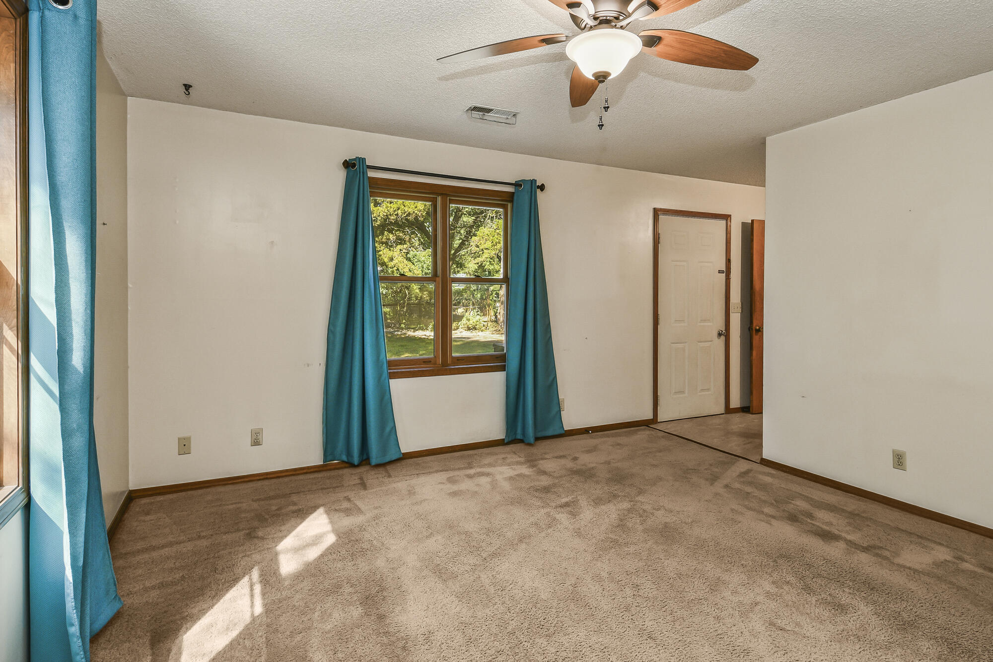 144 Meadow Avenue Property Photo 8