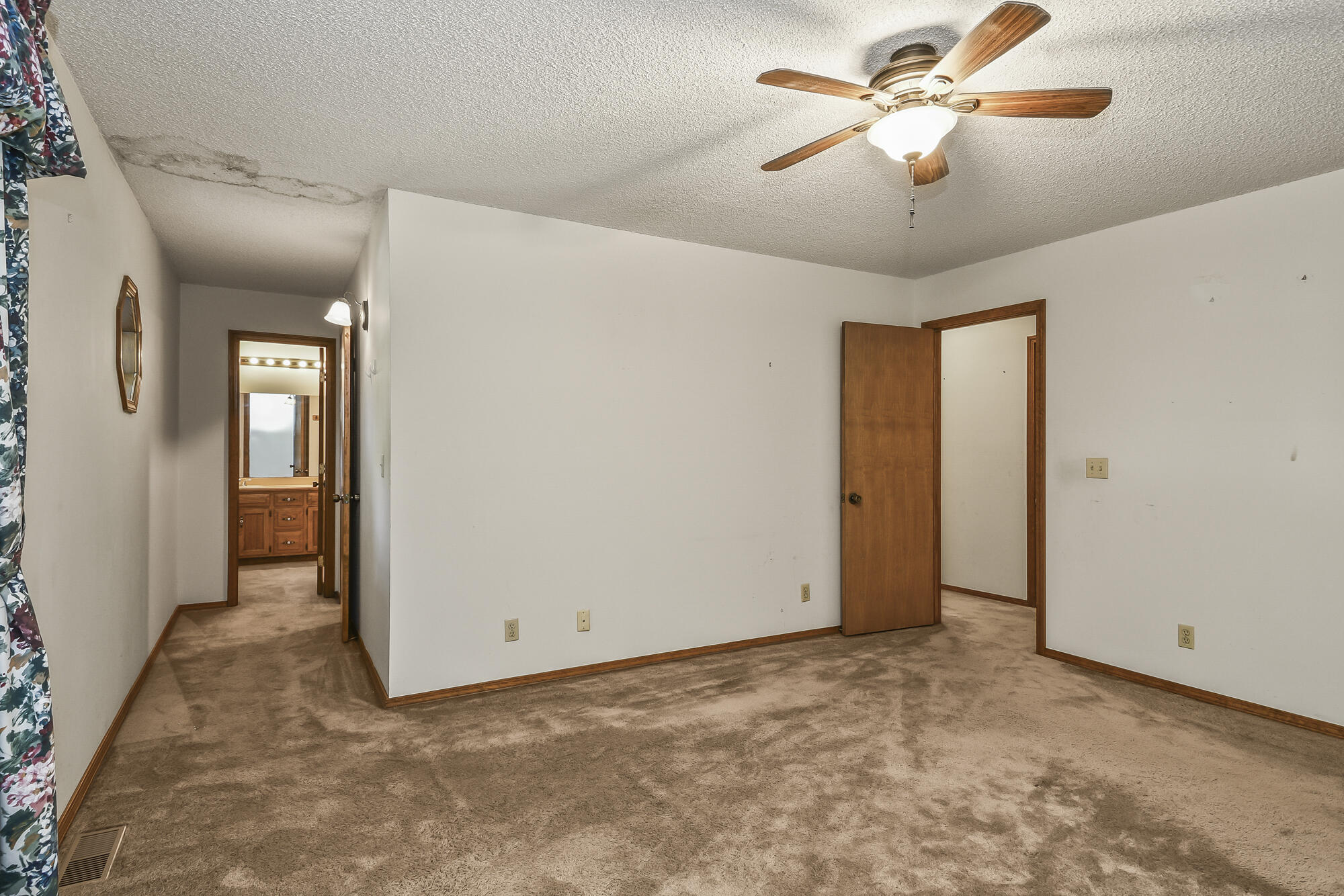144 Meadow Avenue Property Photo 25