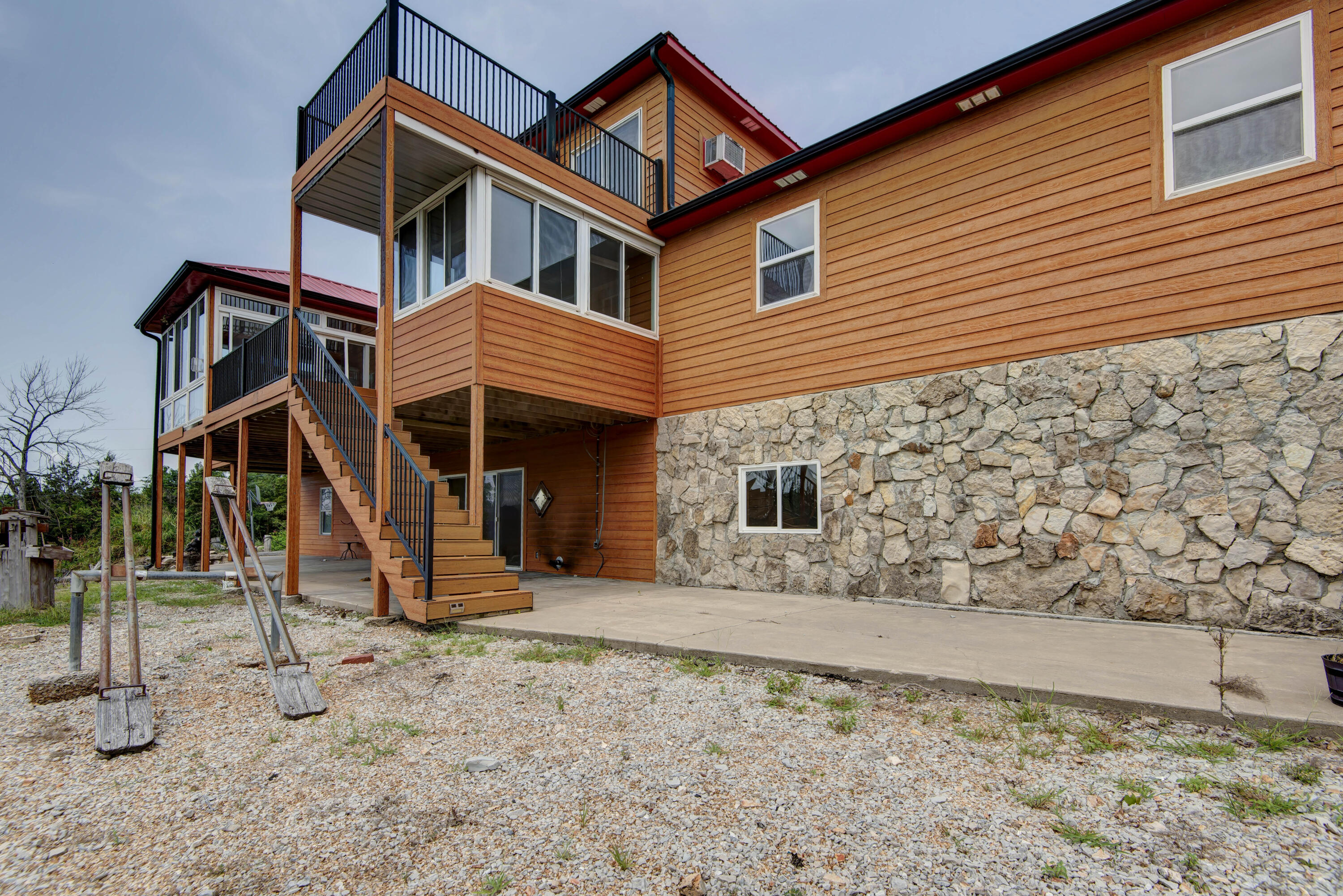 120 Four Wheel Drive Property Photo 11