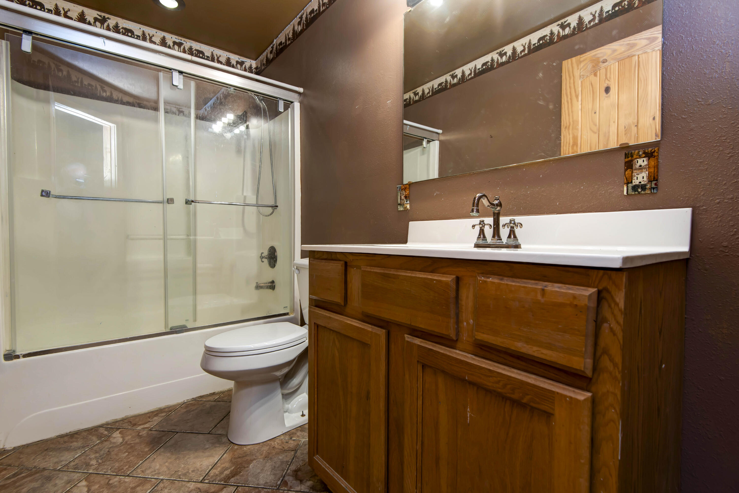 120 Four Wheel Drive Property Photo 32
